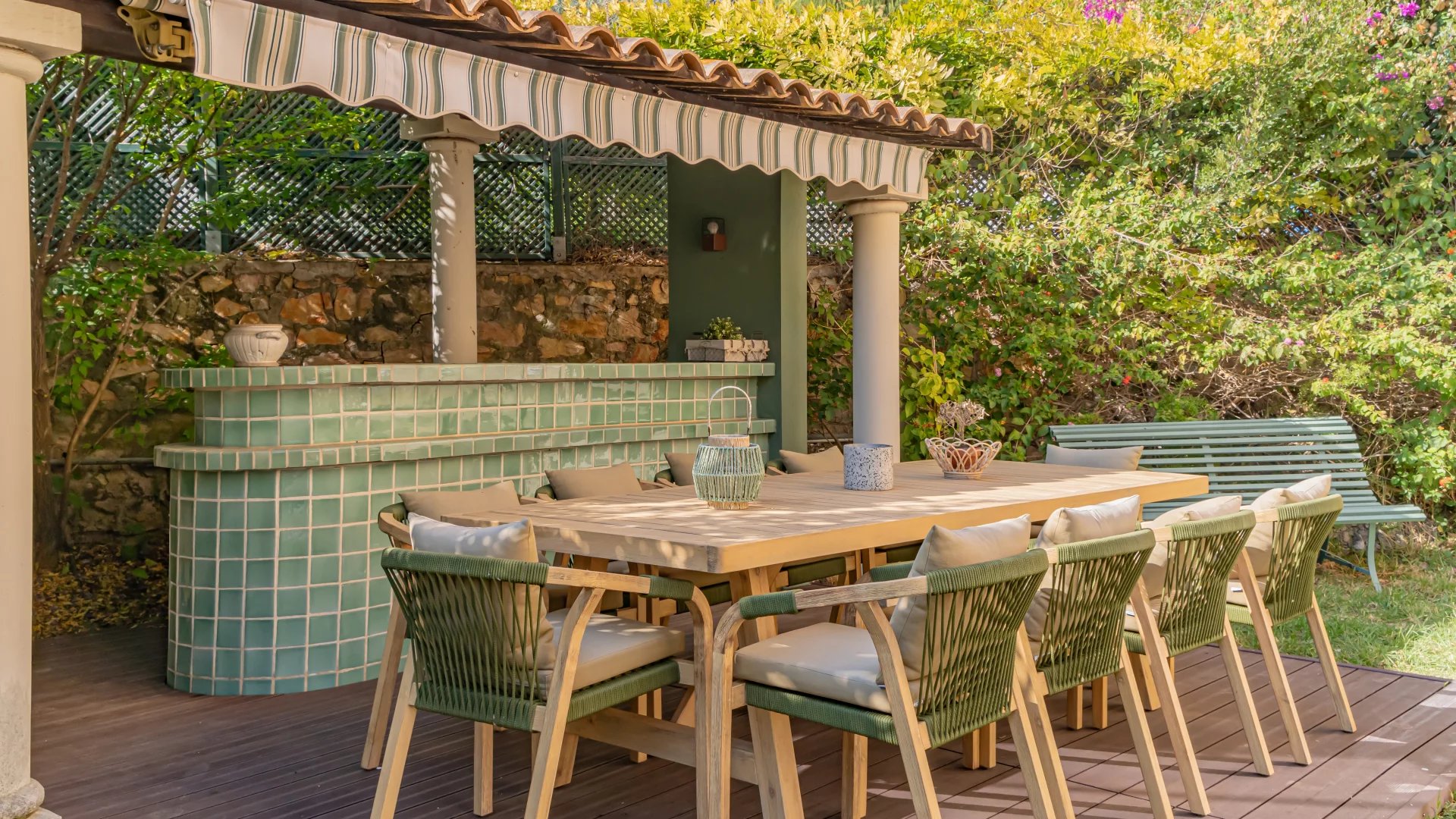 CANNES PETIT JUAS Élégante villa bourgeoise à proximité du centre