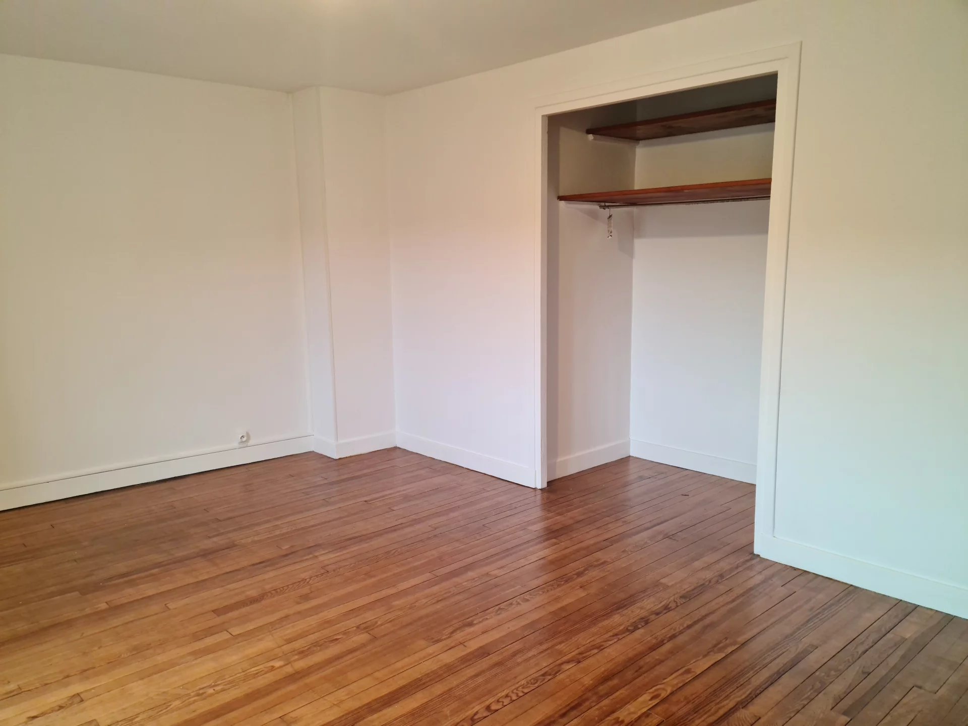 Location Appartement Sayat