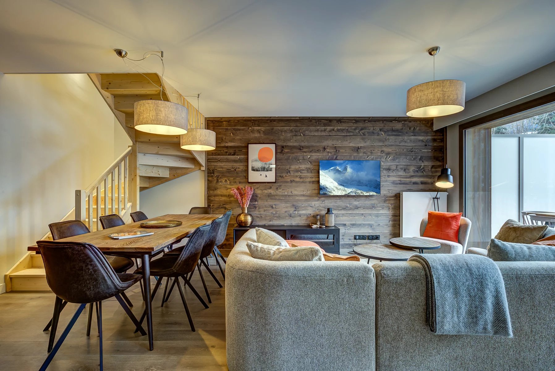 Photo of CHAMONIX – recently built 4-bedroom duplex penthouse close to the centre