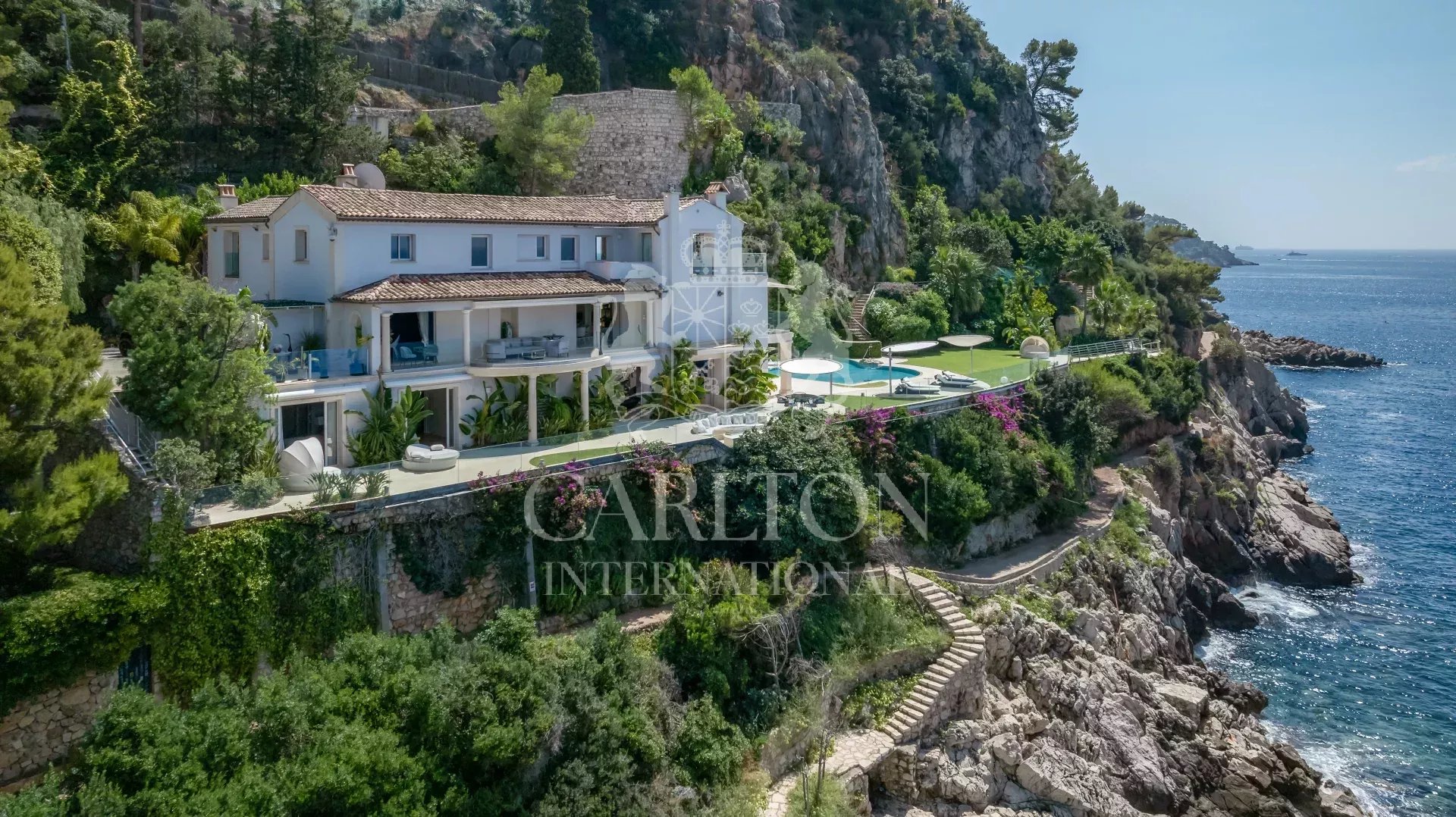 Saint-Jean-Cap-Ferrat – Luxury 7-bedroom waterfront villa