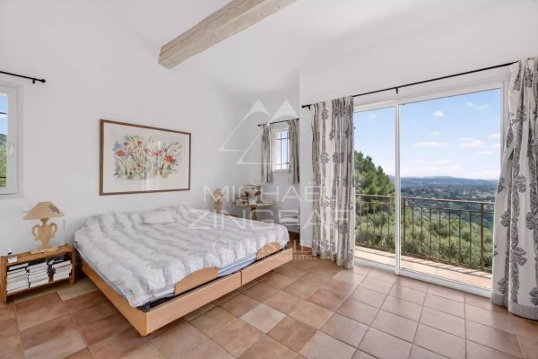 Elegant Provençal villa — photo 7