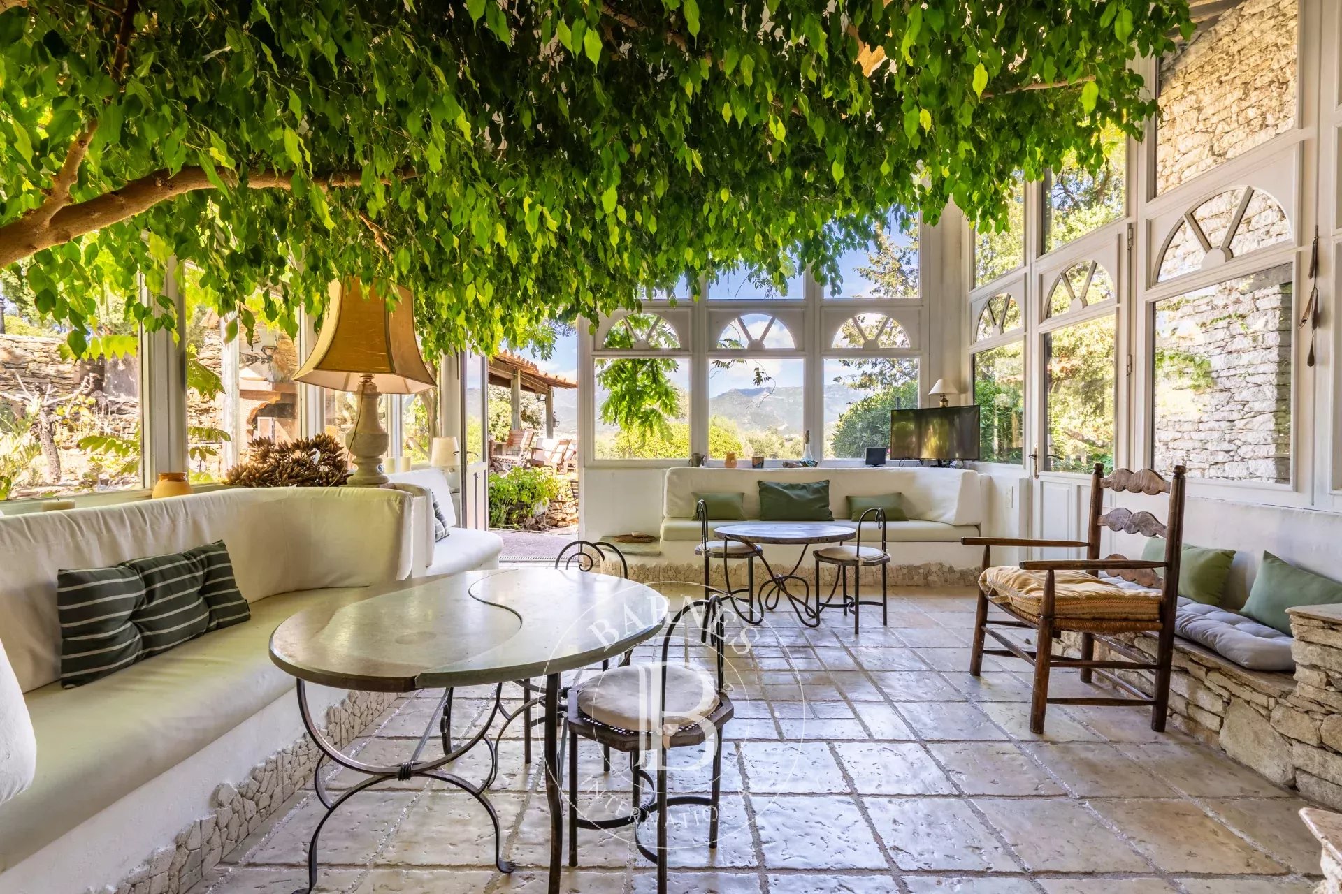 Saint-Florent, exceptional estate, 8 rooms, walking distance to beach, swimming pool, panoramic sea view - picture 7 title=