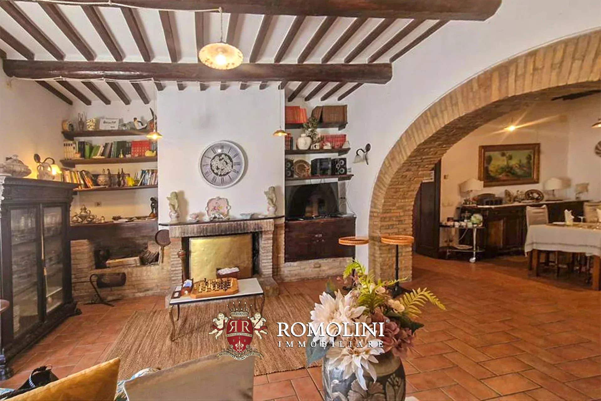 11 Bedroom Villa/Townhouse's Image 3