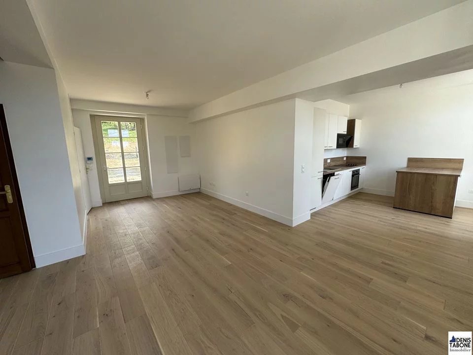 Appartement - 110.2m ²