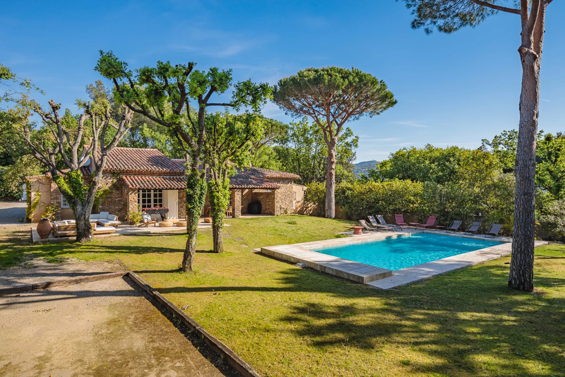 STONE HOUSE - GRIMAUD