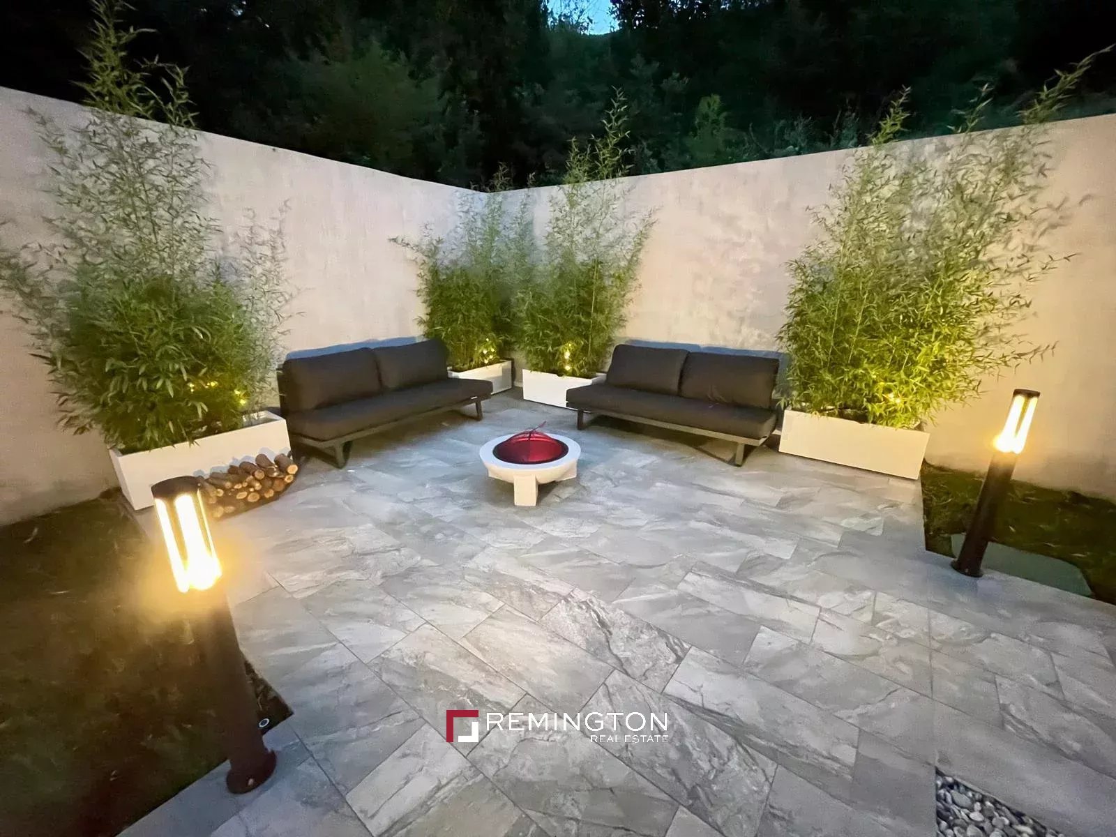 4 Bedroom Villa/Townhouse's Image 9