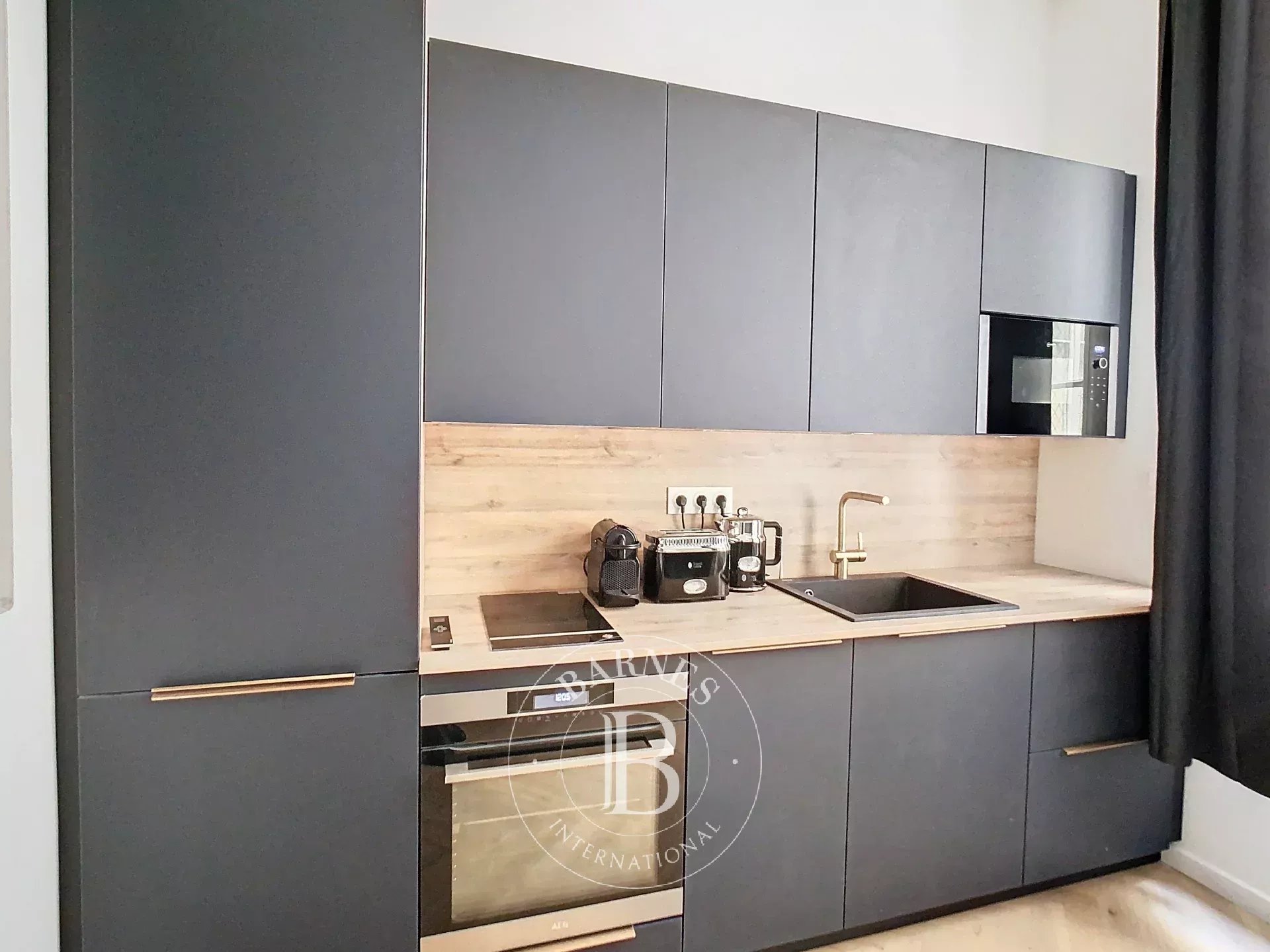 Daire Paris 8ème - picture 4