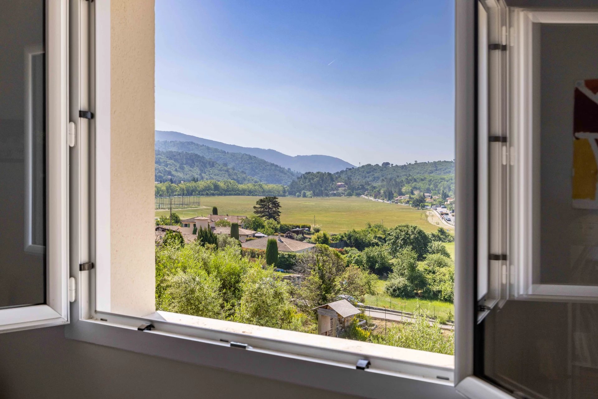 Levens Villa individuelle 4-5 pièces 119 m² de 2023 / résidentiel / vue dégagée collines et montagnes / position dominante / exposition SUD