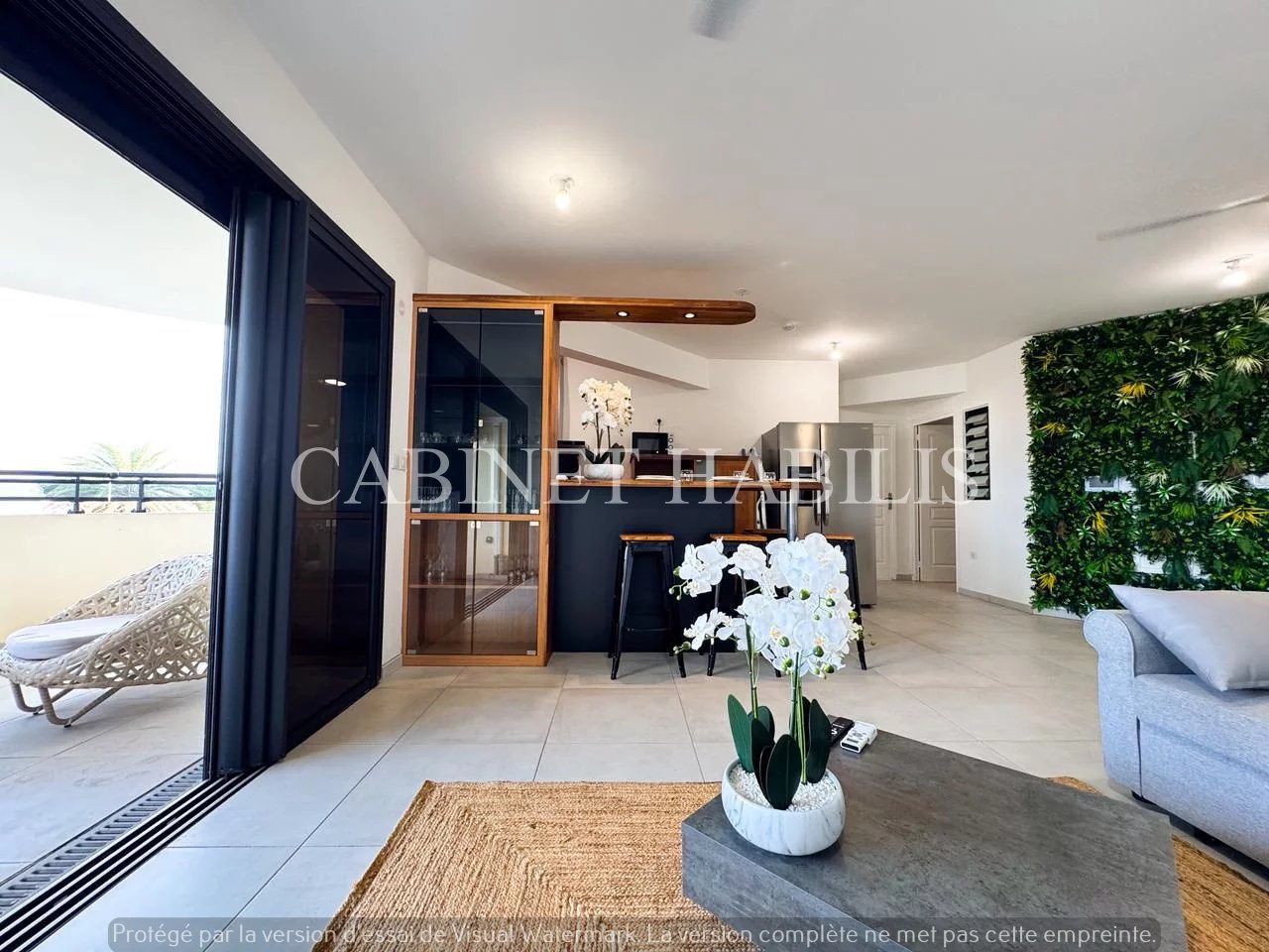 A LOUER - APPARTEMENT MEUBLE DE TYPE F3 DE 79,98 m2 ENVIRON