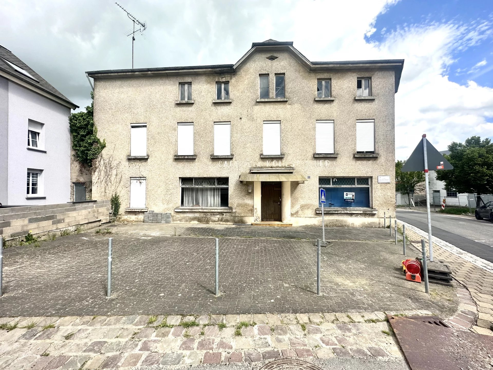 Agence immobilière de AXHOME IMMO SARL