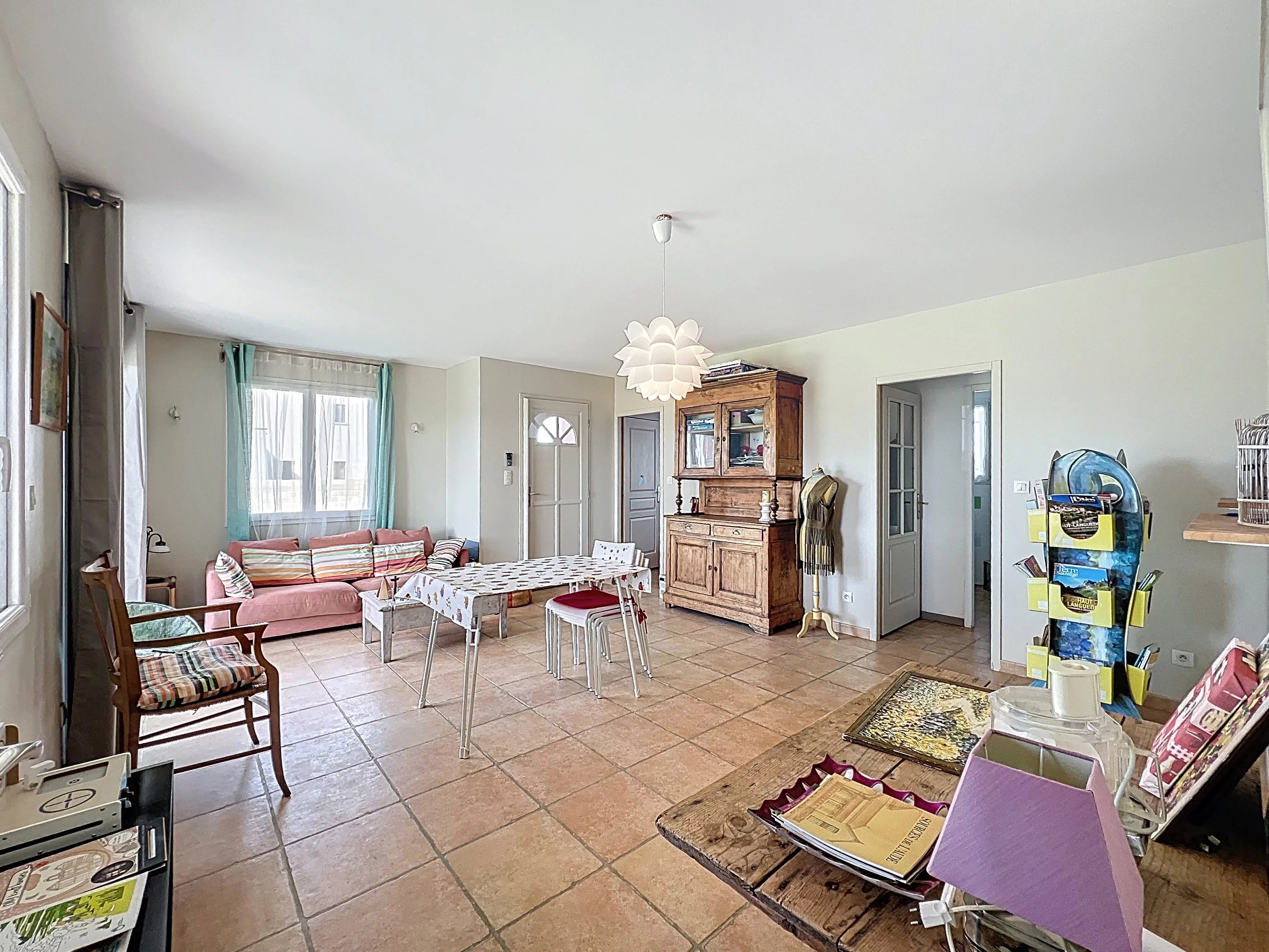 Moderne gelijkvloerse villa nabij Carcassonne, 4 slaapkamers