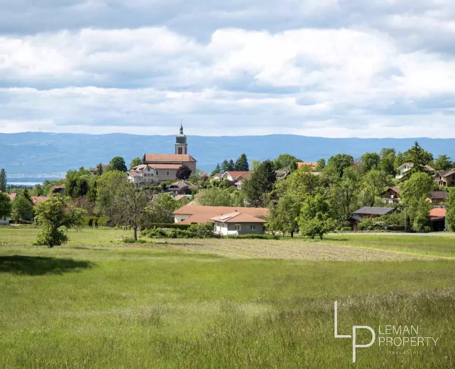 À vendre à Perrignier – Maison neuve de 4 pièces avec jardin