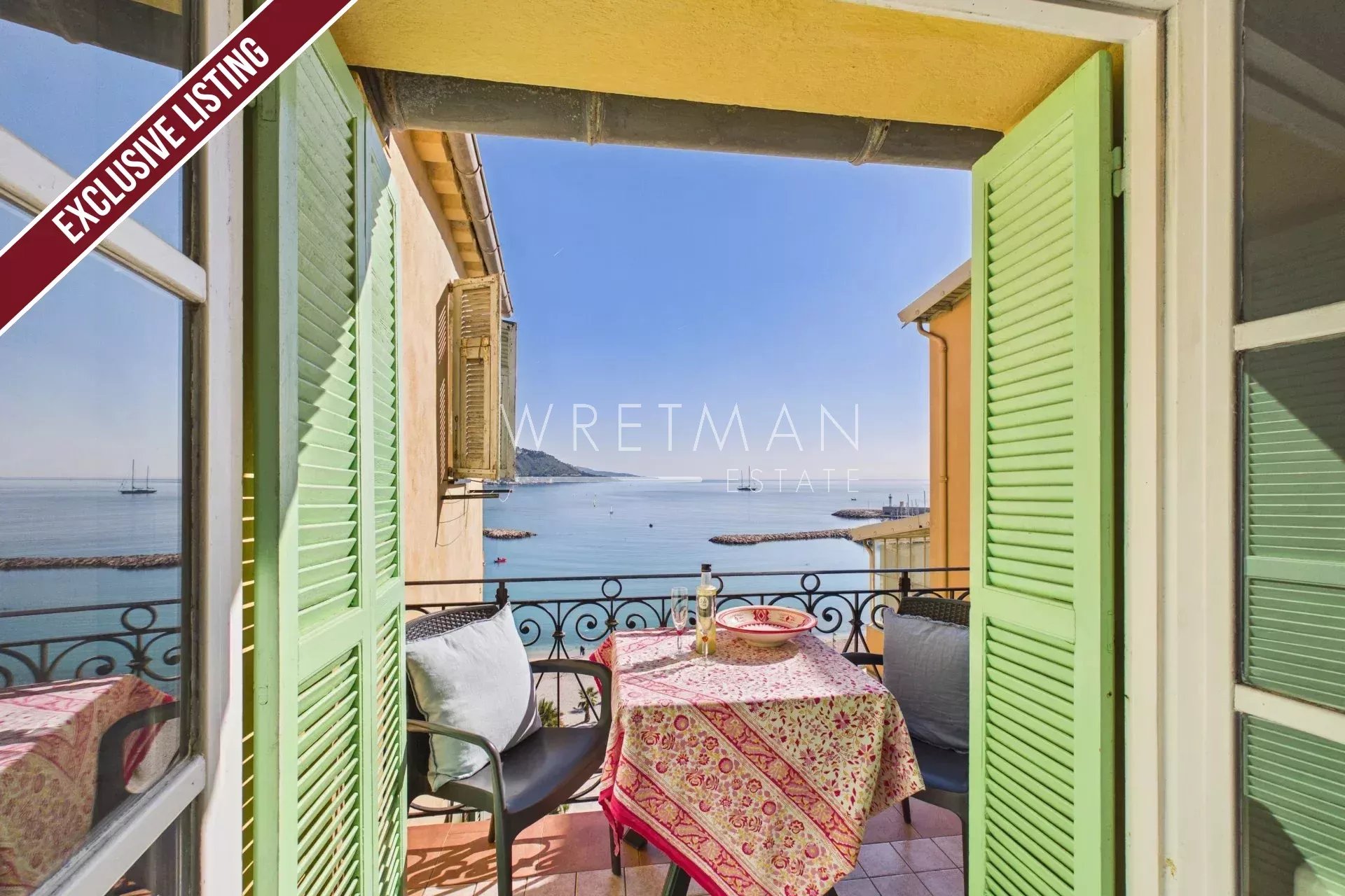 Superbe 2 pièces avec balcon et vue mer – Menton Vieille Ville