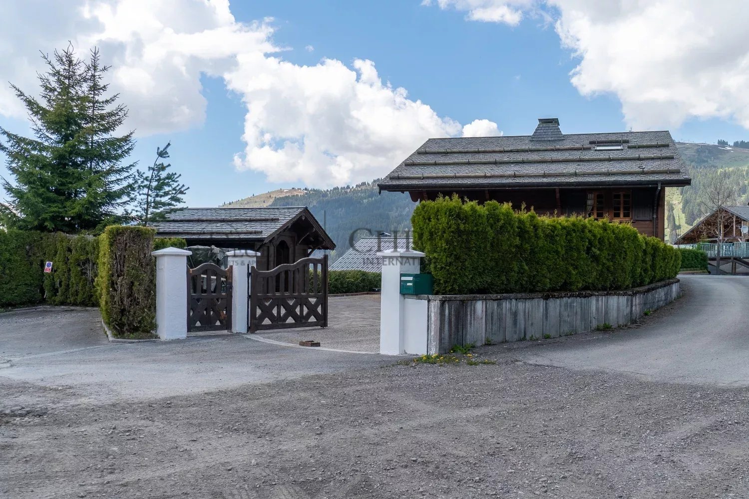 6 Bedroom Villa/Townhouse's Image 29