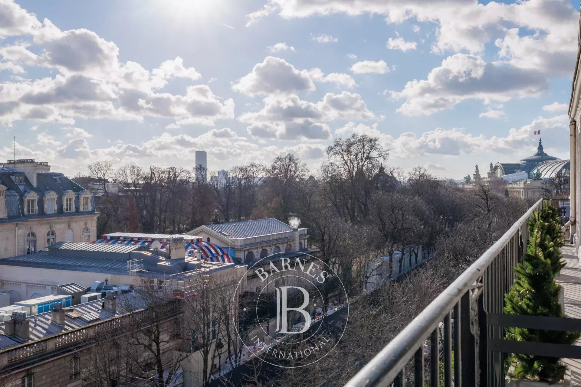 Daire Paris 8ème - picture 28