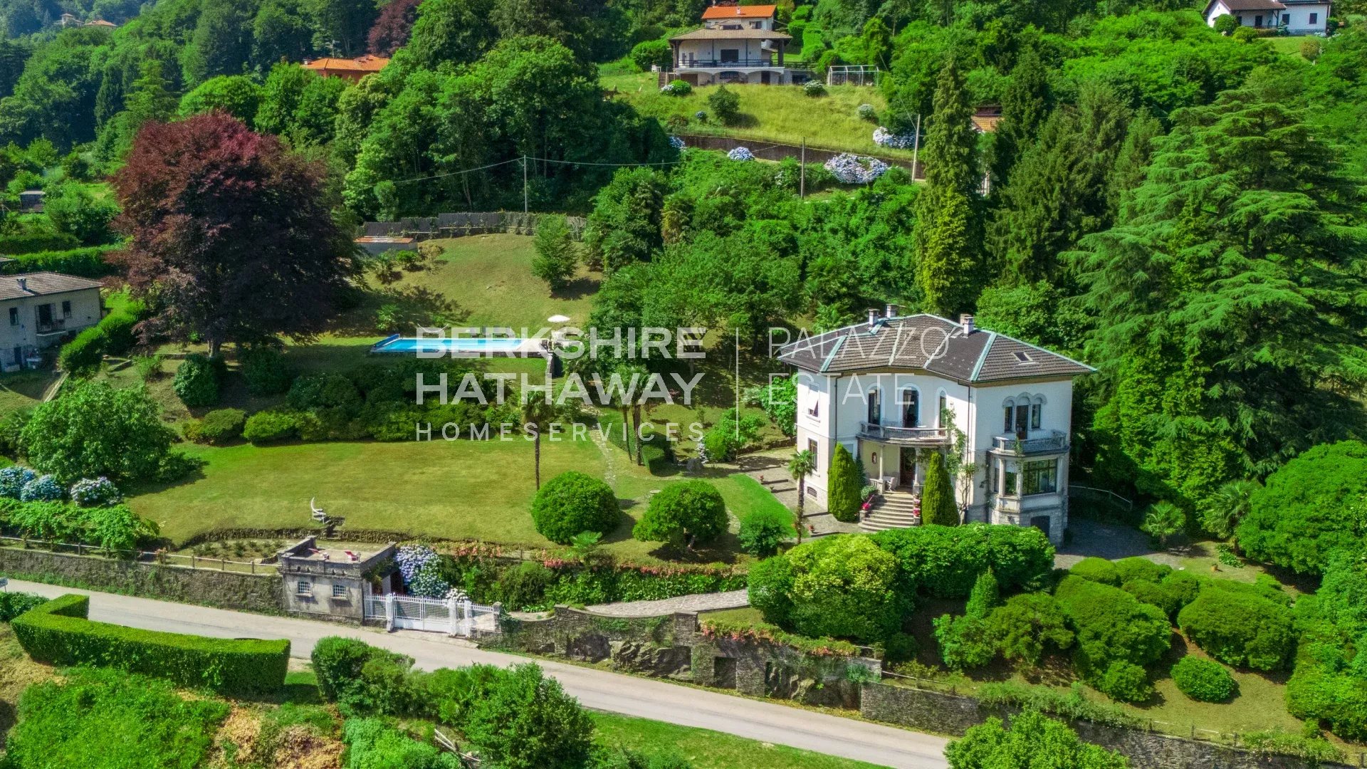Название: Villa La Brisina — Историческая вилла с видом на Борромейский залив