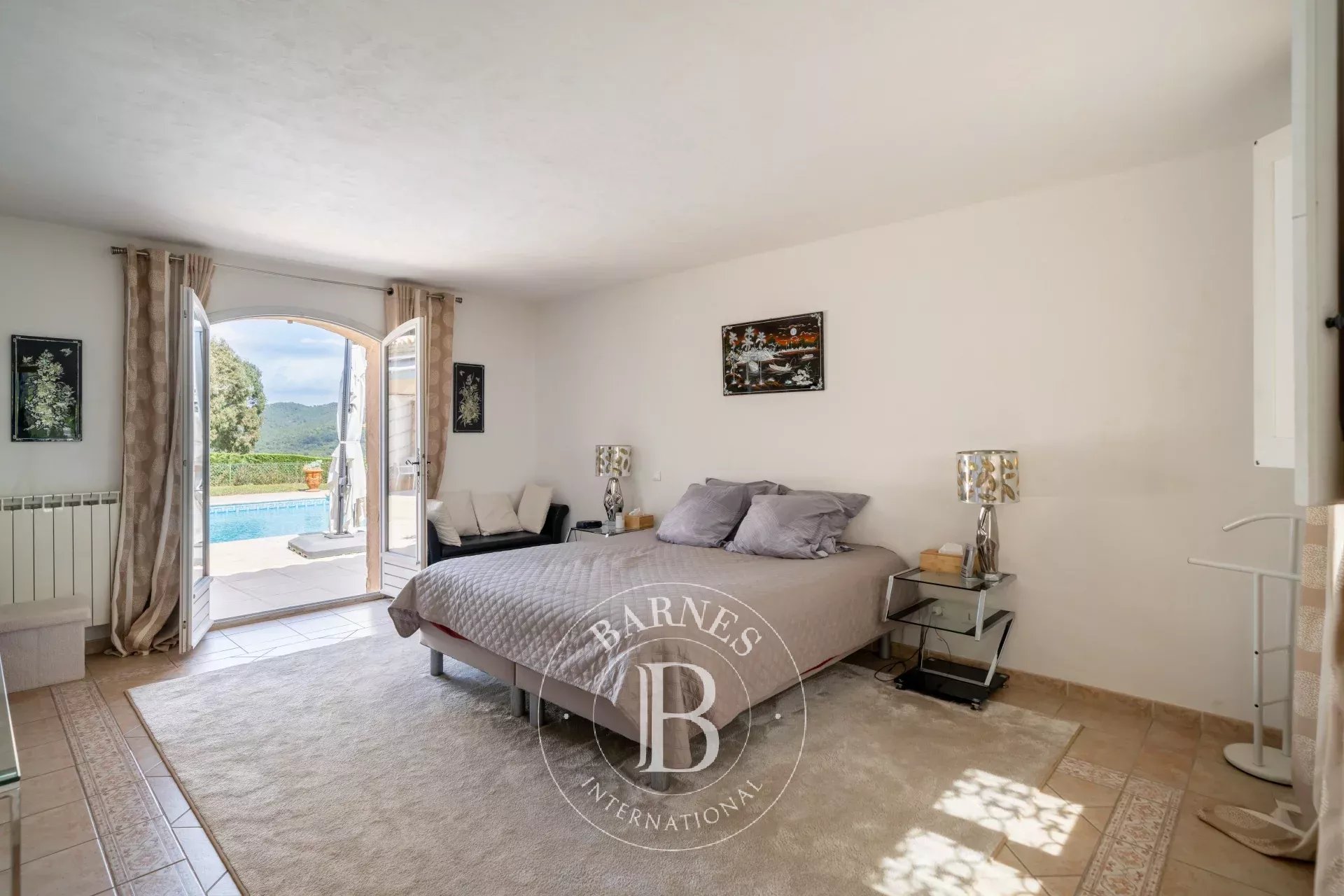 Mandelieu-la-Napoule  - Villa 8 Pi&egrave;ces 5 Chambres - picture 8
