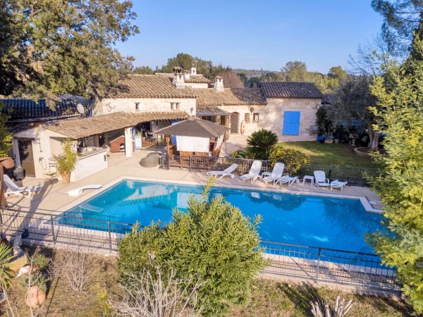 Roquefort les Pins Luxurious Equestrian Estate Villas for sale — photo 3