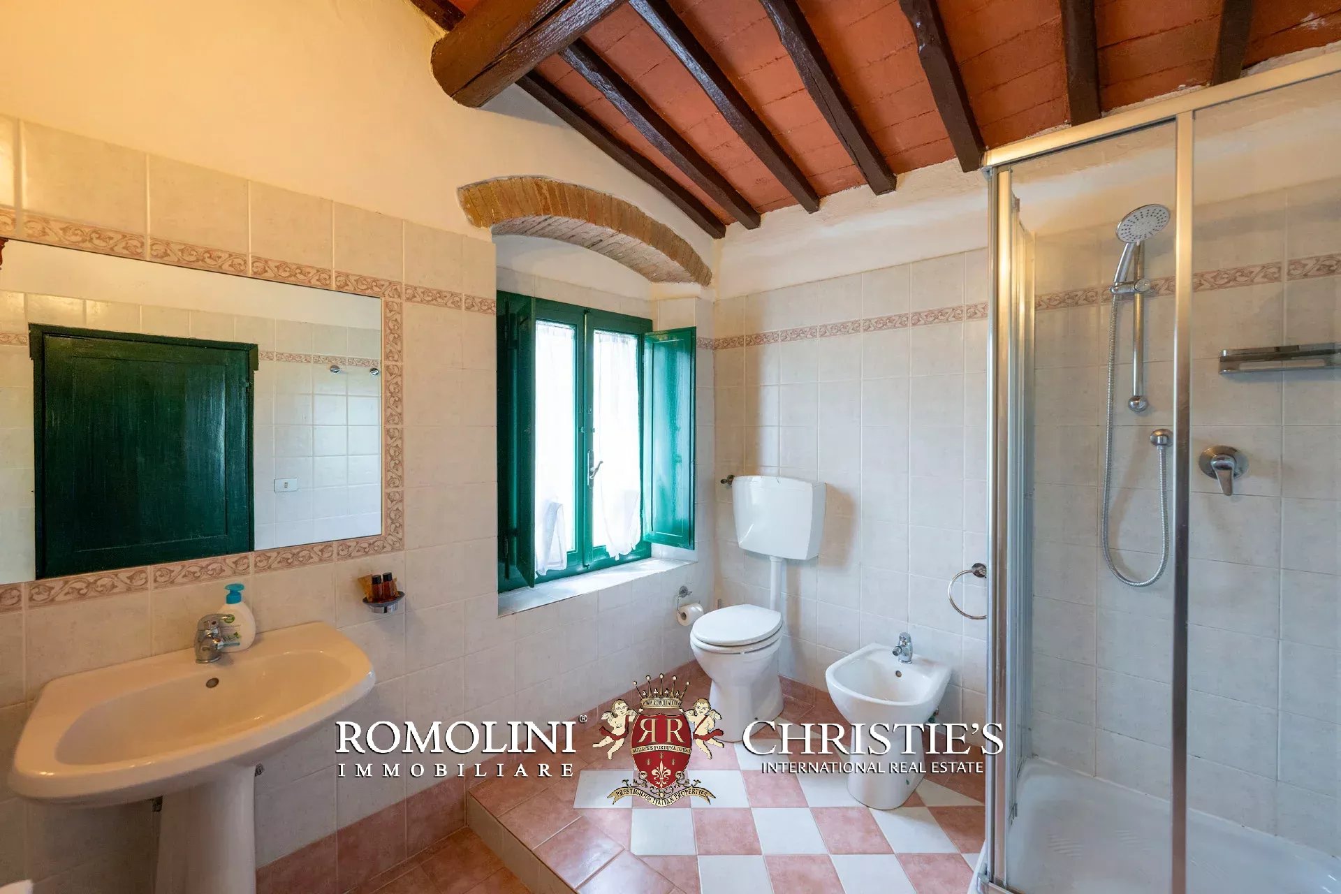 13 Bedroom Villa/Townhouse's Image 22