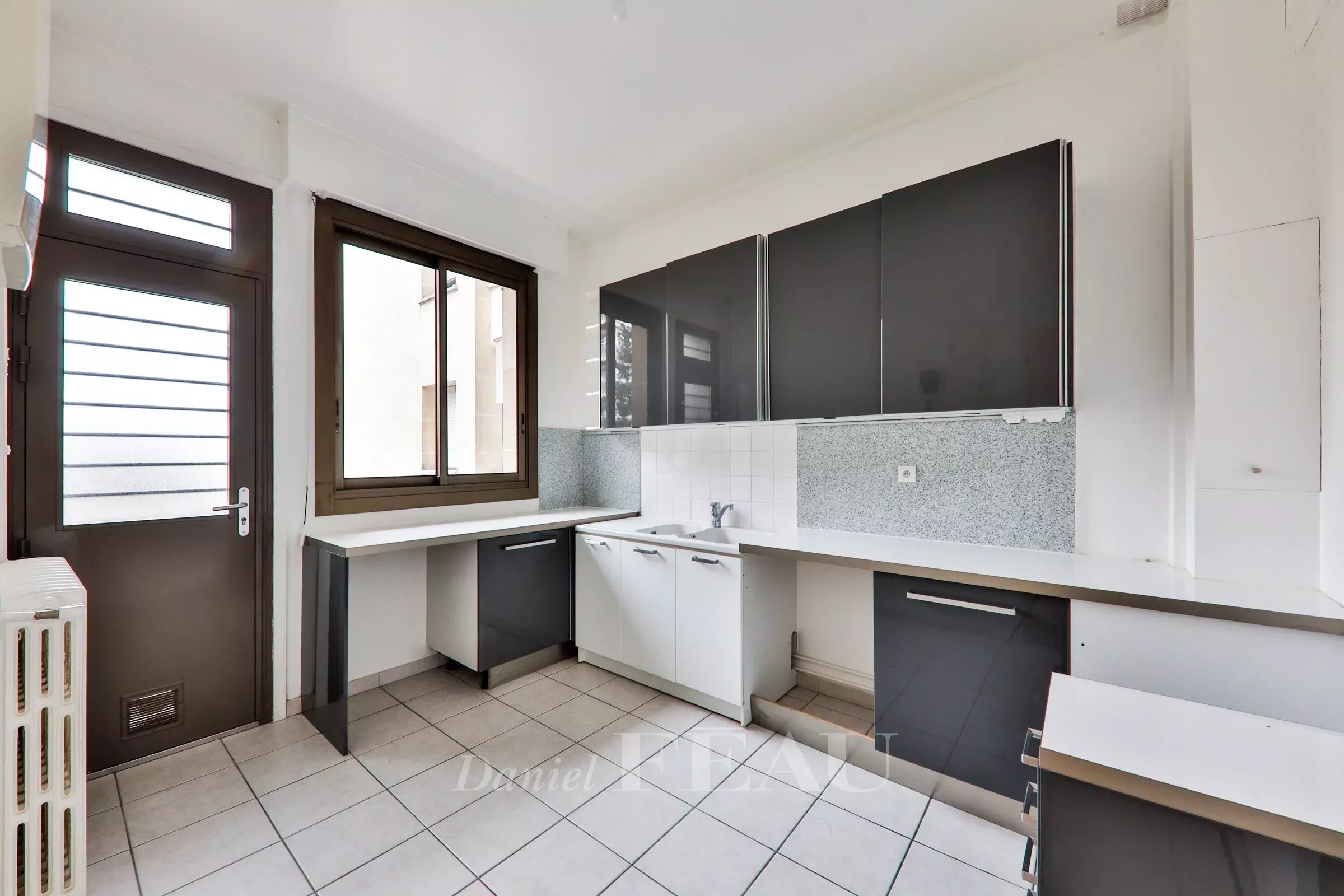Kitchen Tile
