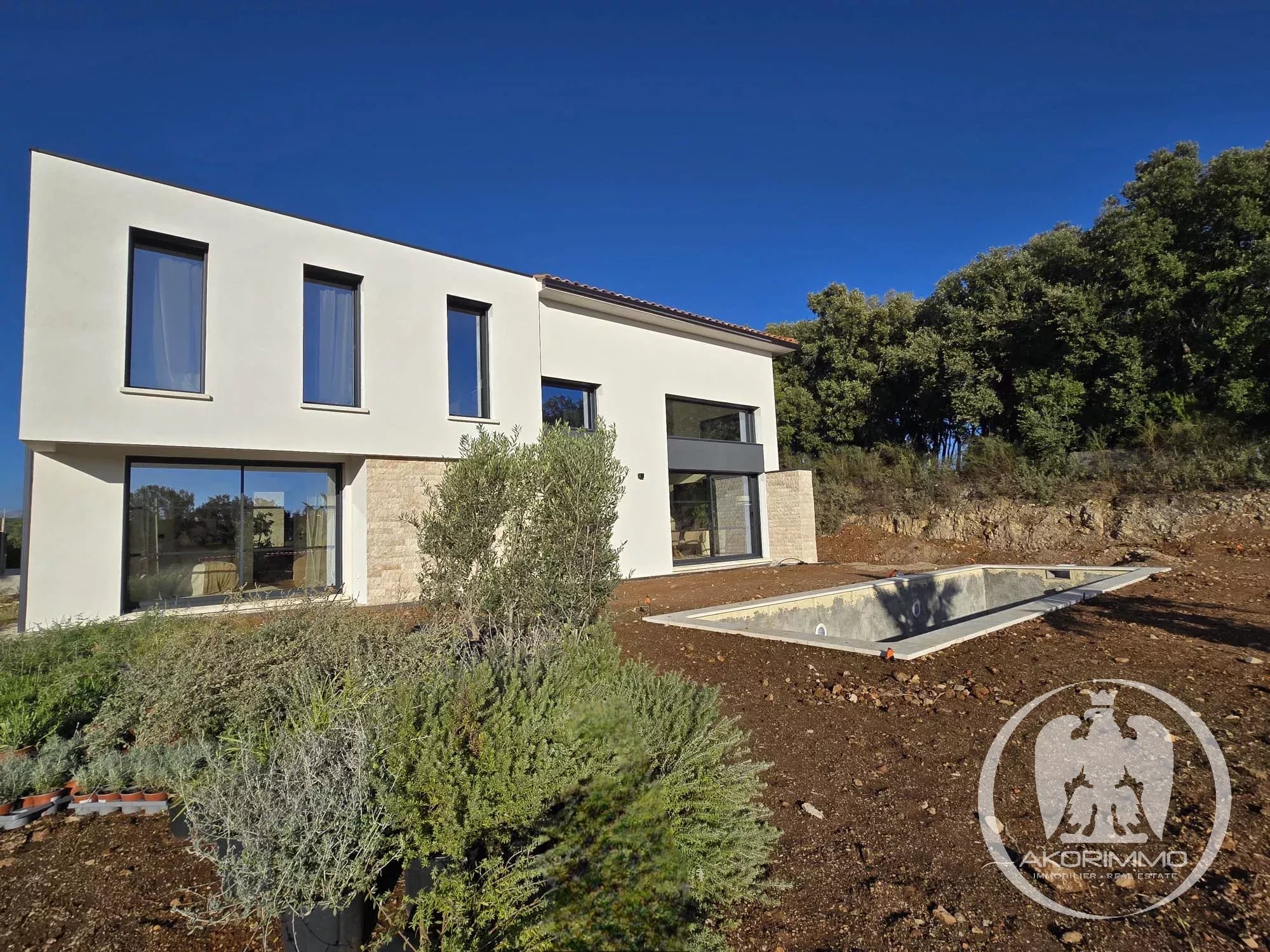 Casa  - 4 stanze  - 160.0 m2 -