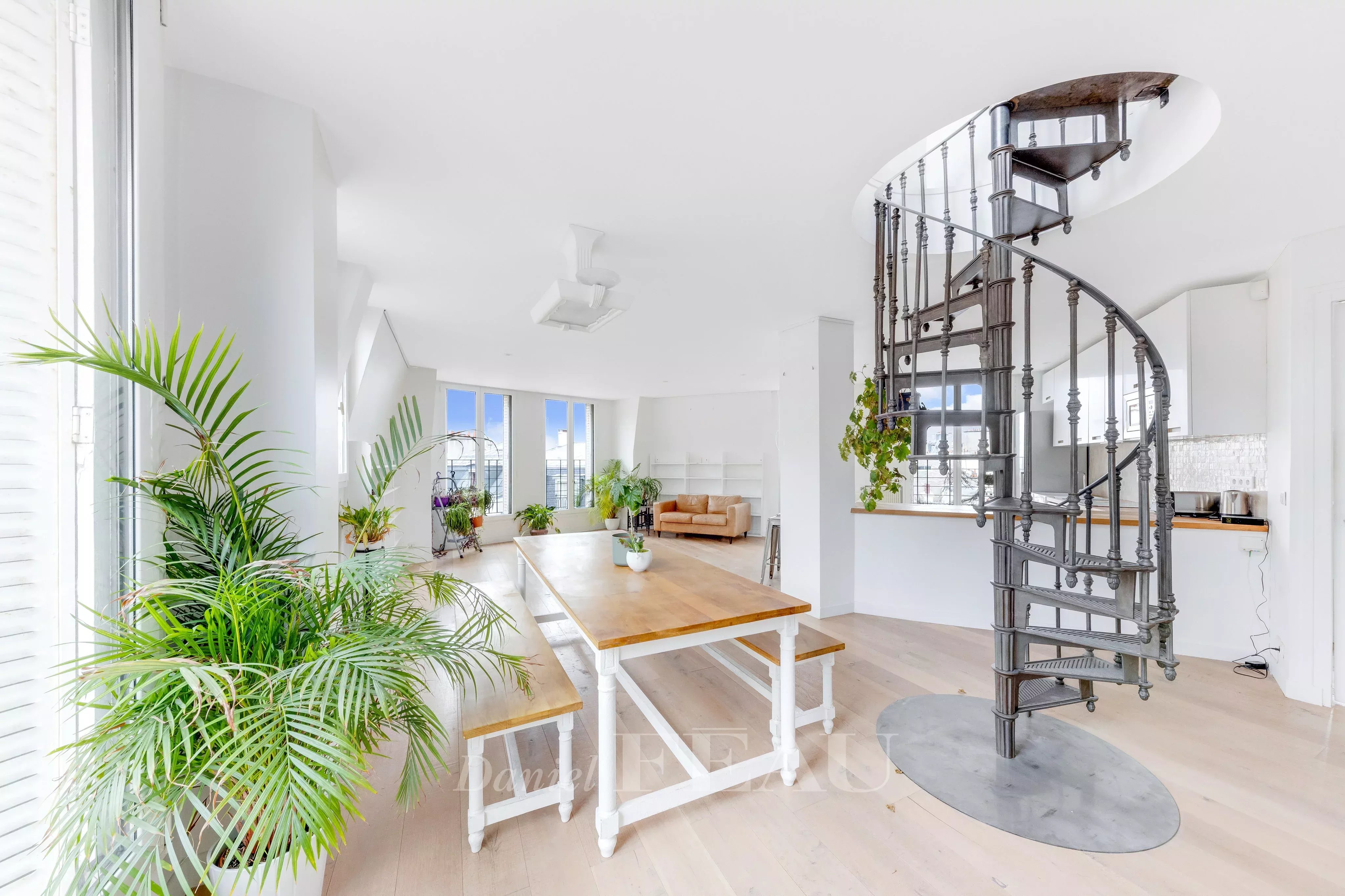 Rental Apartment Paris 18th