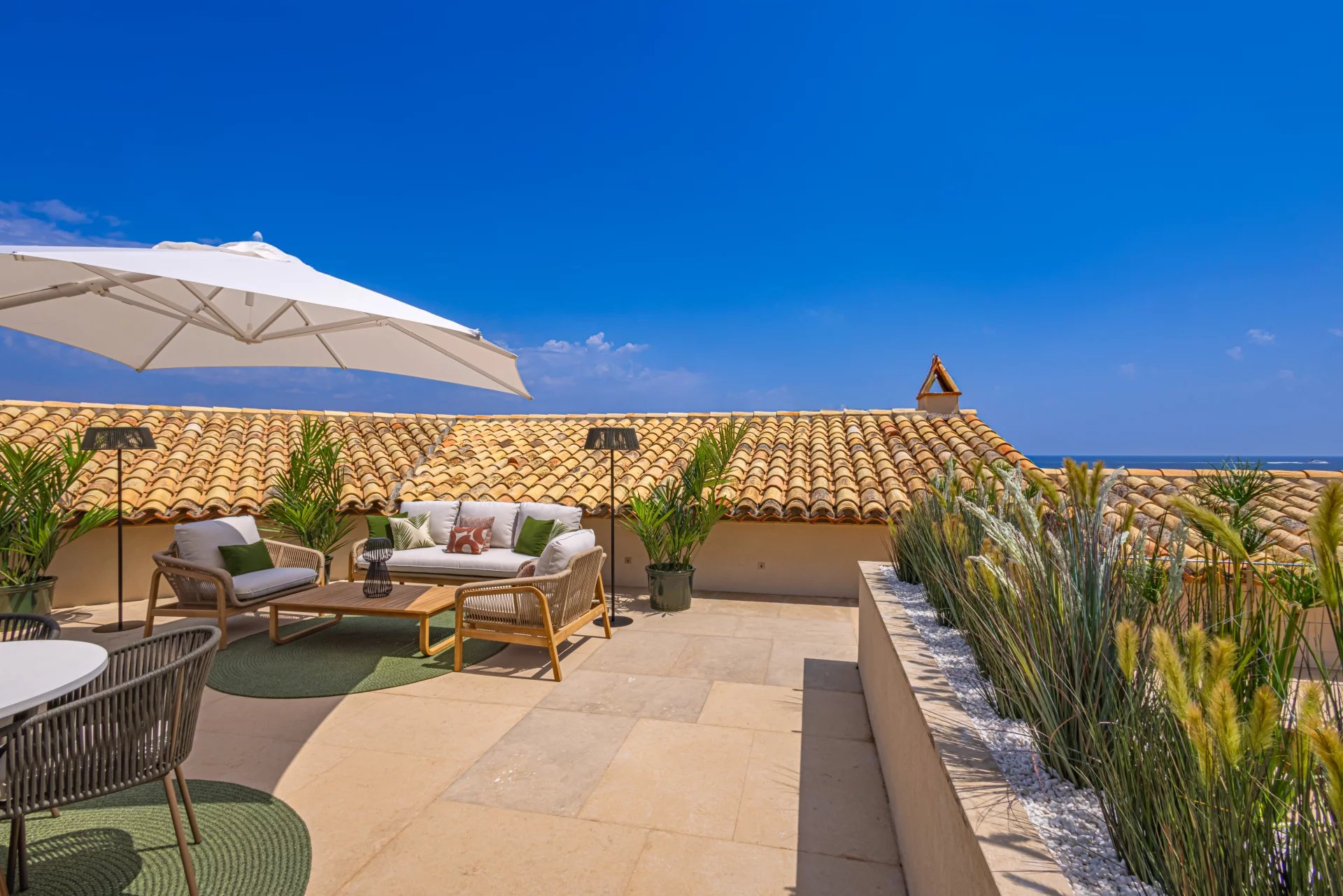 Waterfront villa with direct sea access in Saint-Tropez