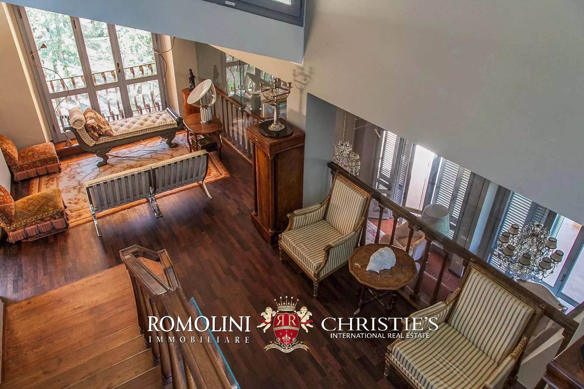 5 Bedroom Villa/Townhouse's Image 50
