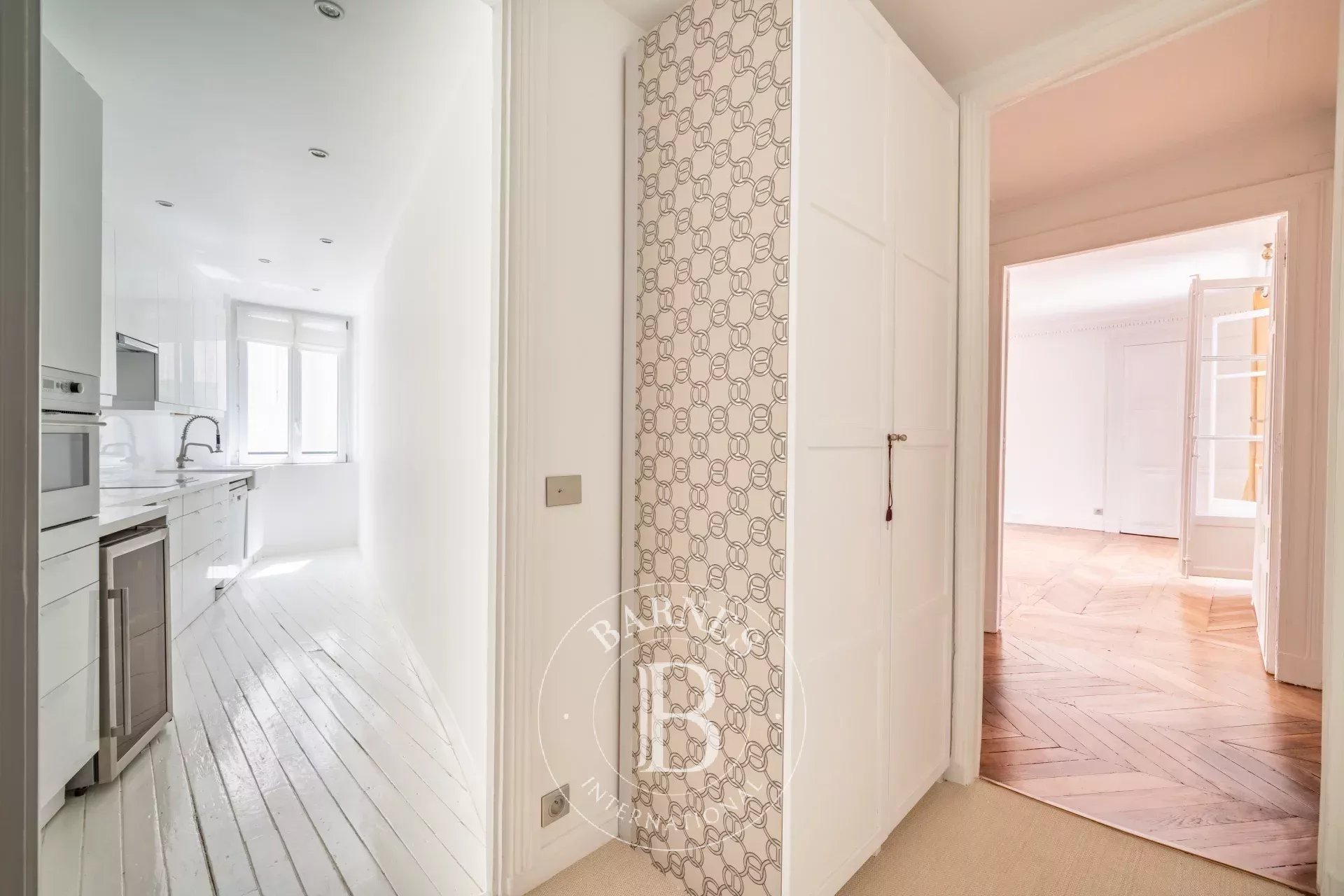 Daire Paris 2ème - picture 12