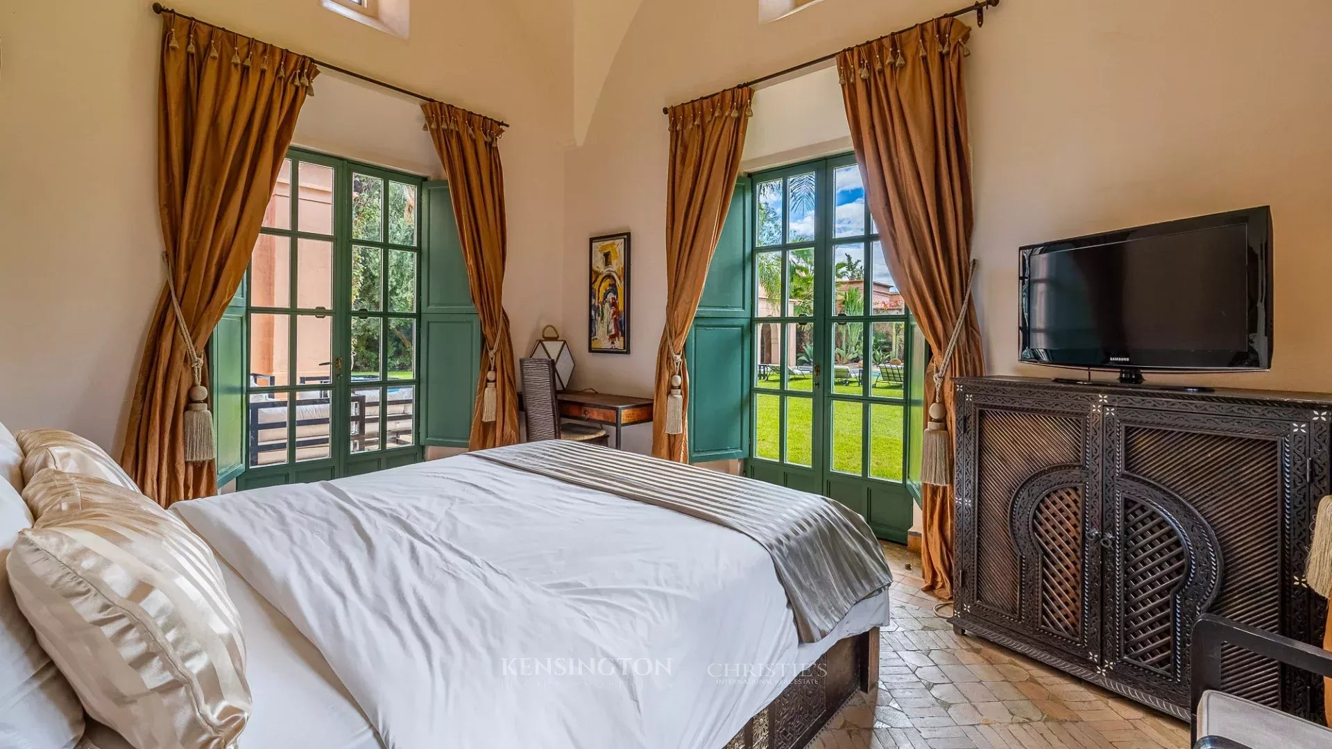 5 Bedroom Villa/Townhouse's Image 8