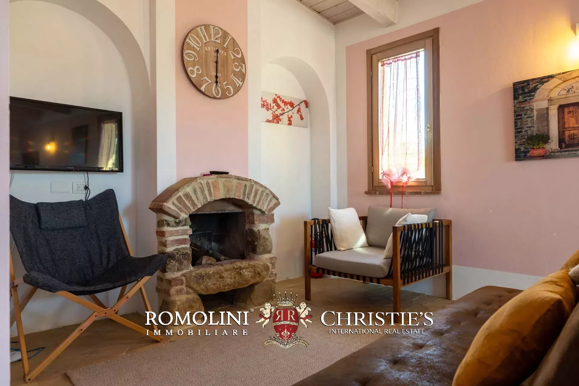 LUXUSANLAGE MIT 19 WOHNUNGEN IN DER TOSKANA, VAL D'ORCIA