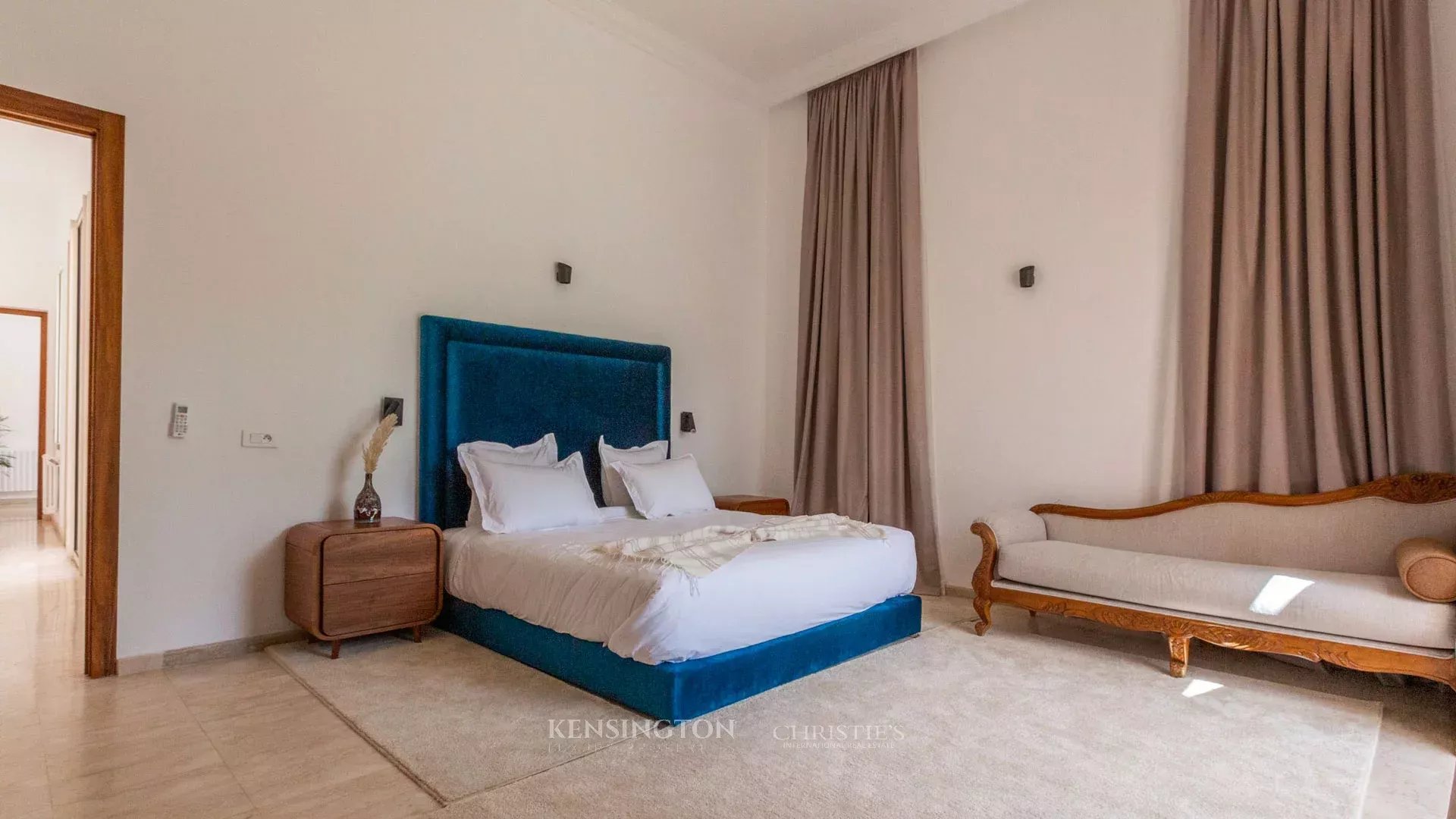 5 Bedroom Villa/Townhouse's Image 18