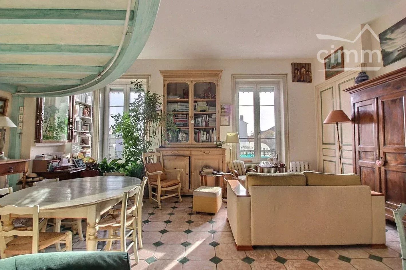 Agence immobilière de 