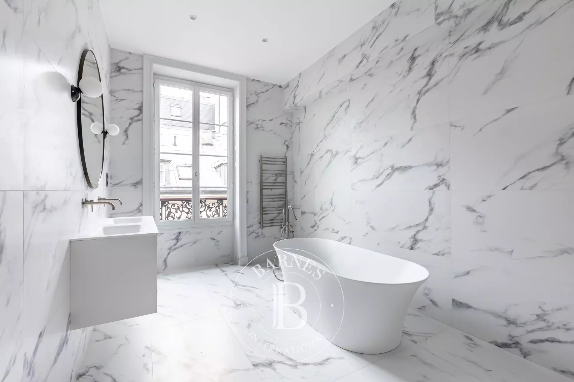 Daire Paris 8ème - picture 11