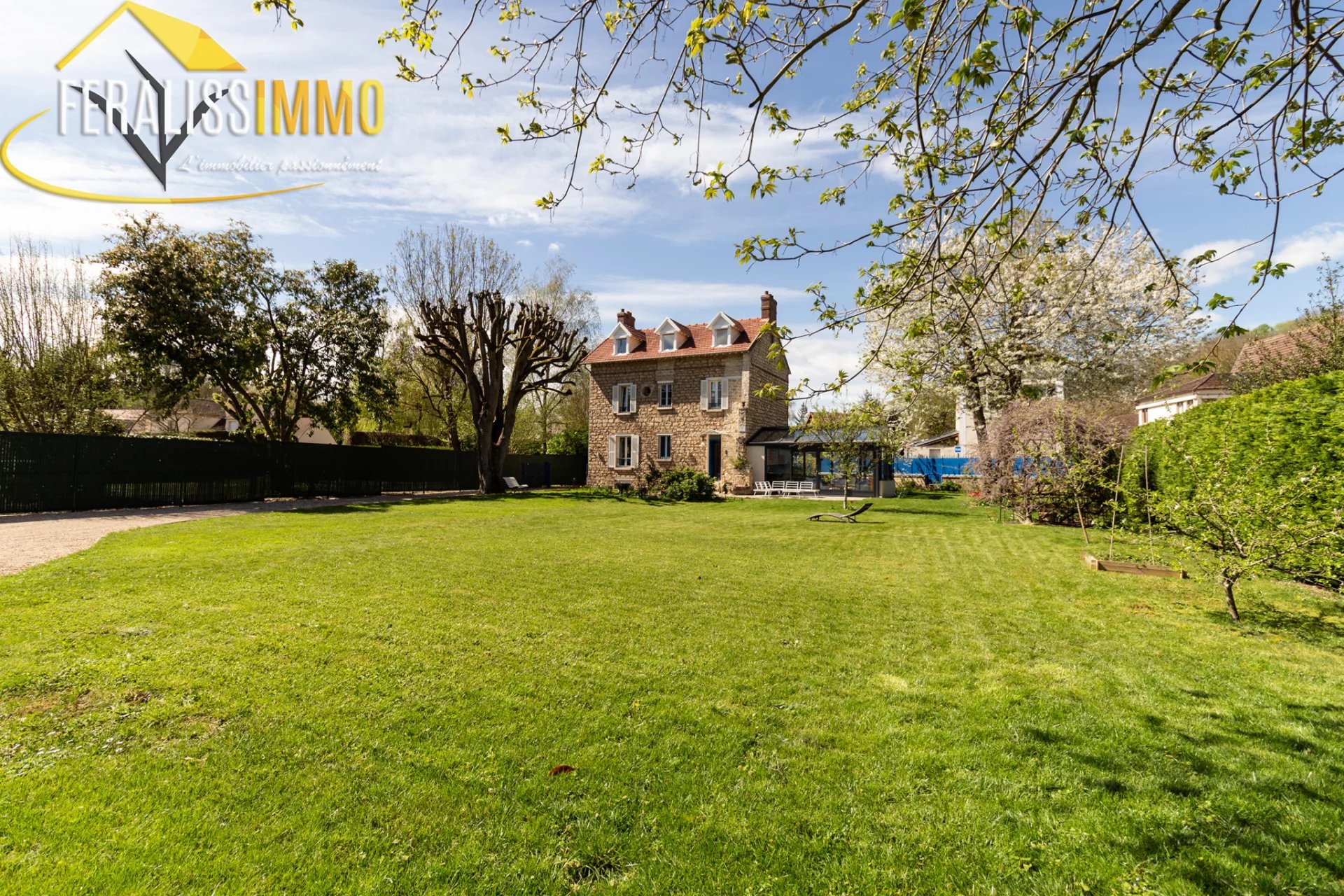 Maison coup de coeur au centre du village de Seraincourt !