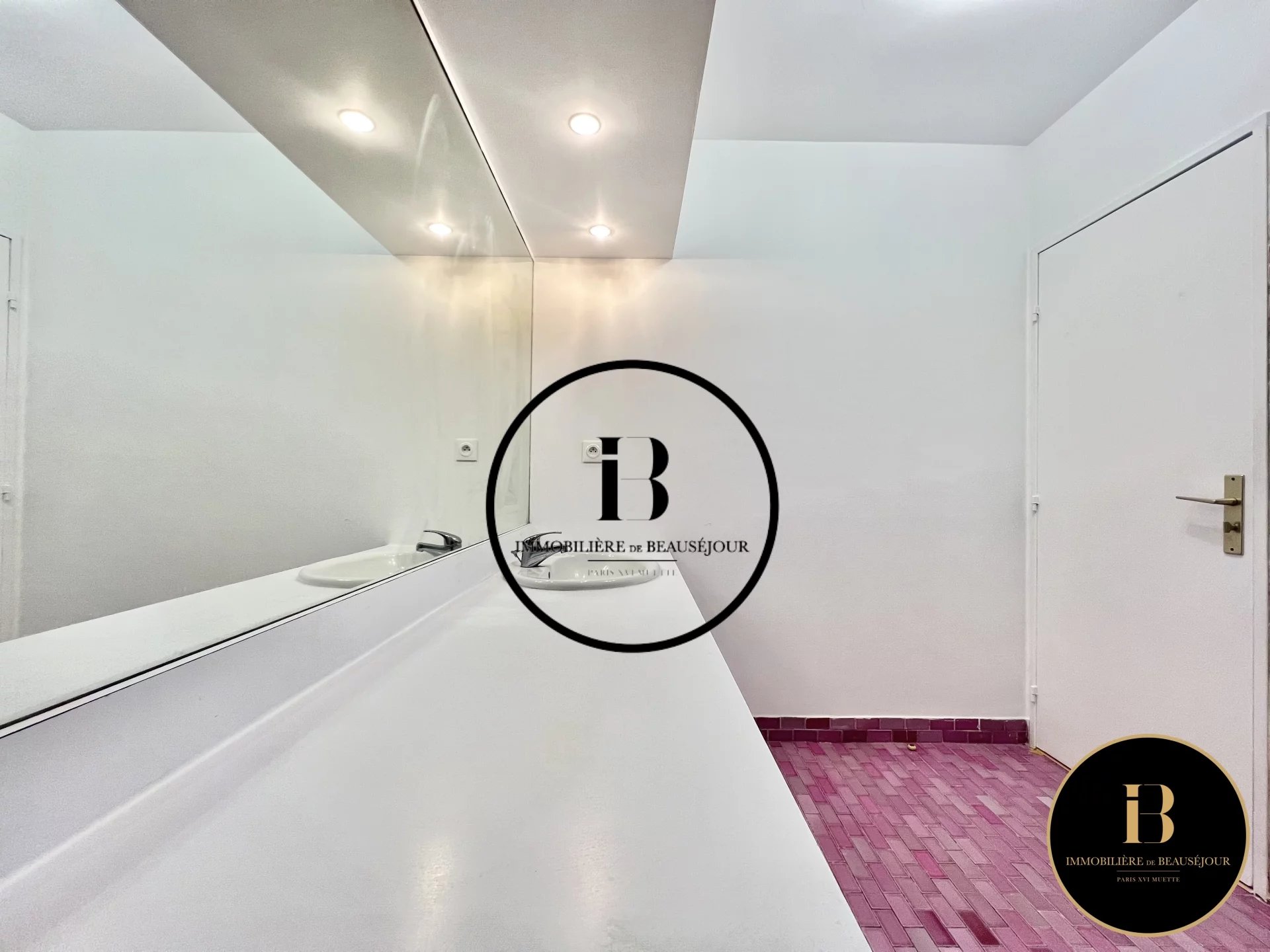 Location Appartement Paris 16ème