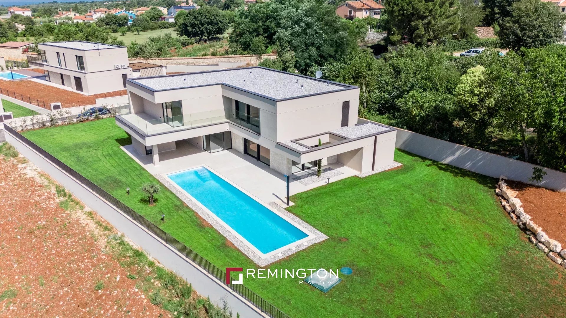 4 Bedroom Villa/Townhouse's Image 18