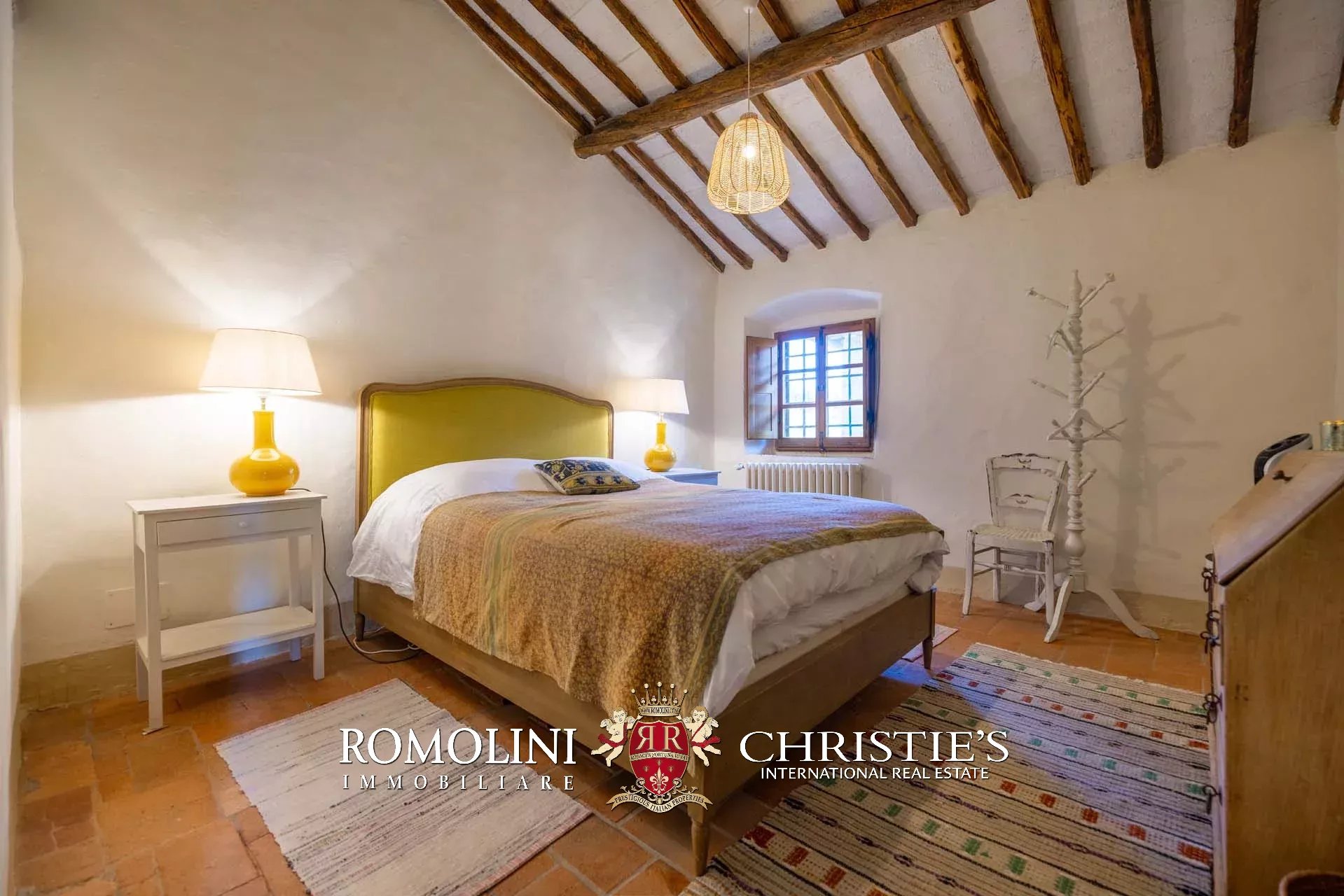 5 Bedroom Vineyard's Image 60