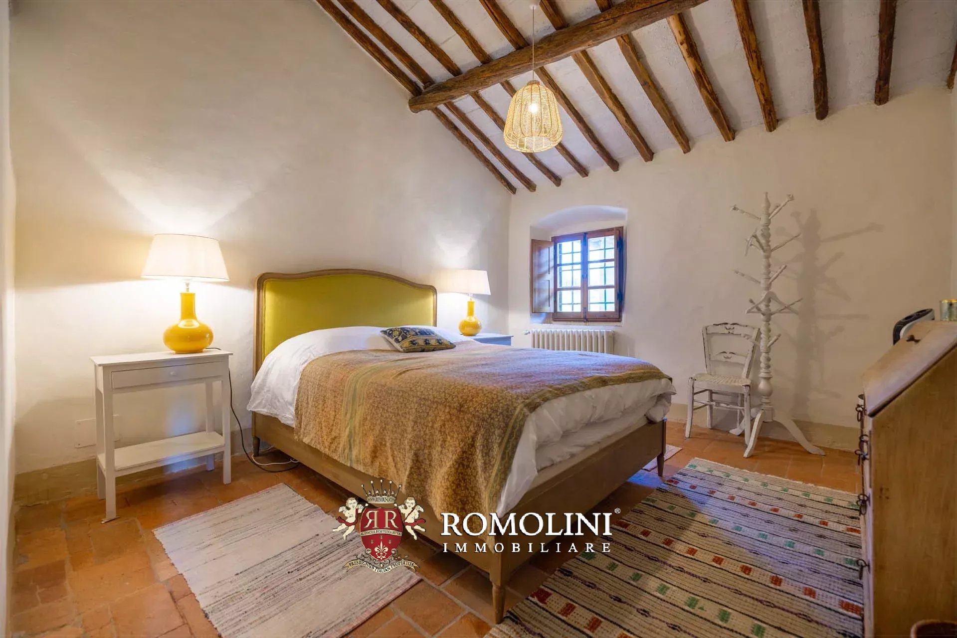 5 Bedroom Vineyard's Image 60