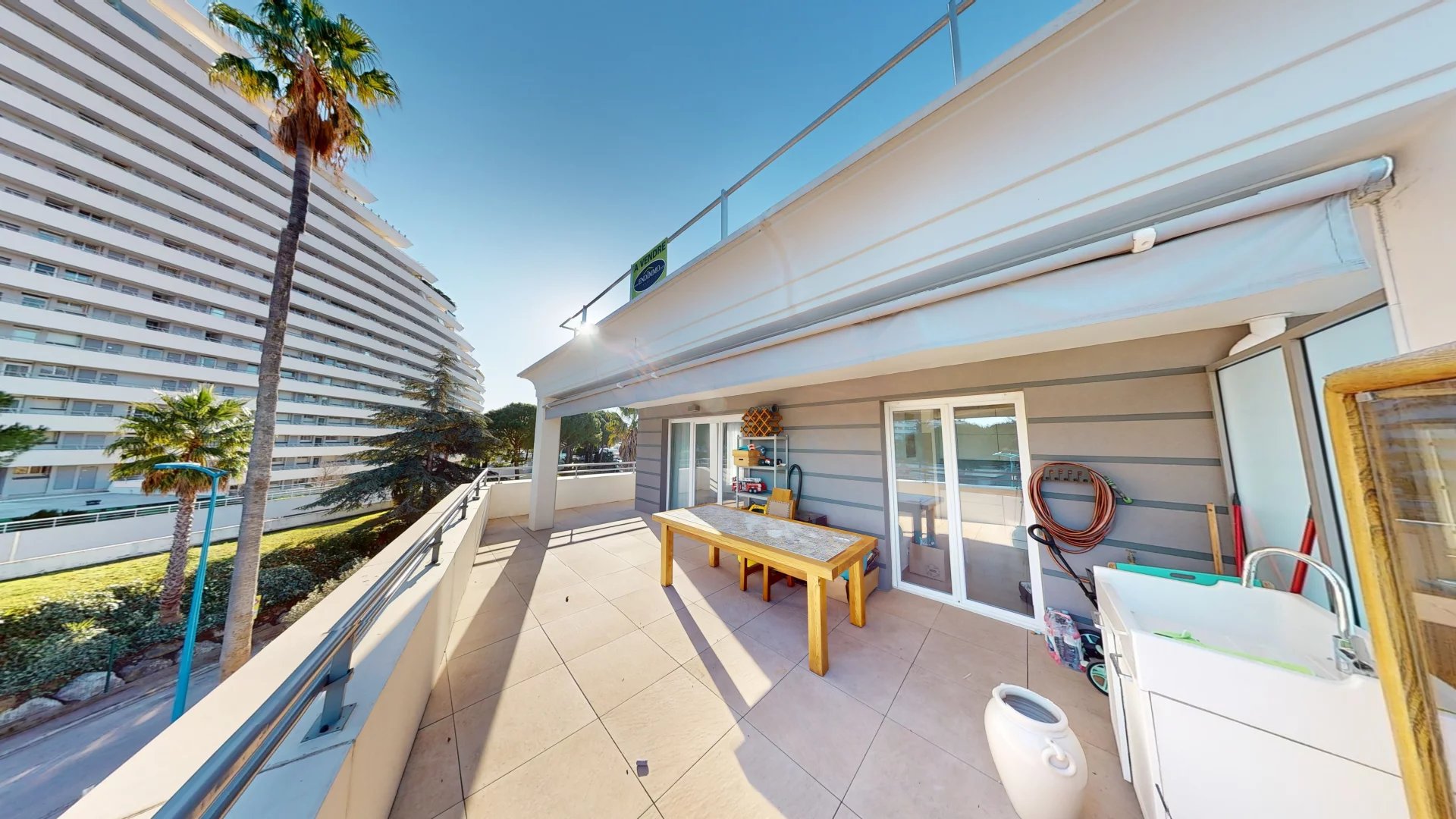 Agence immobilière de 