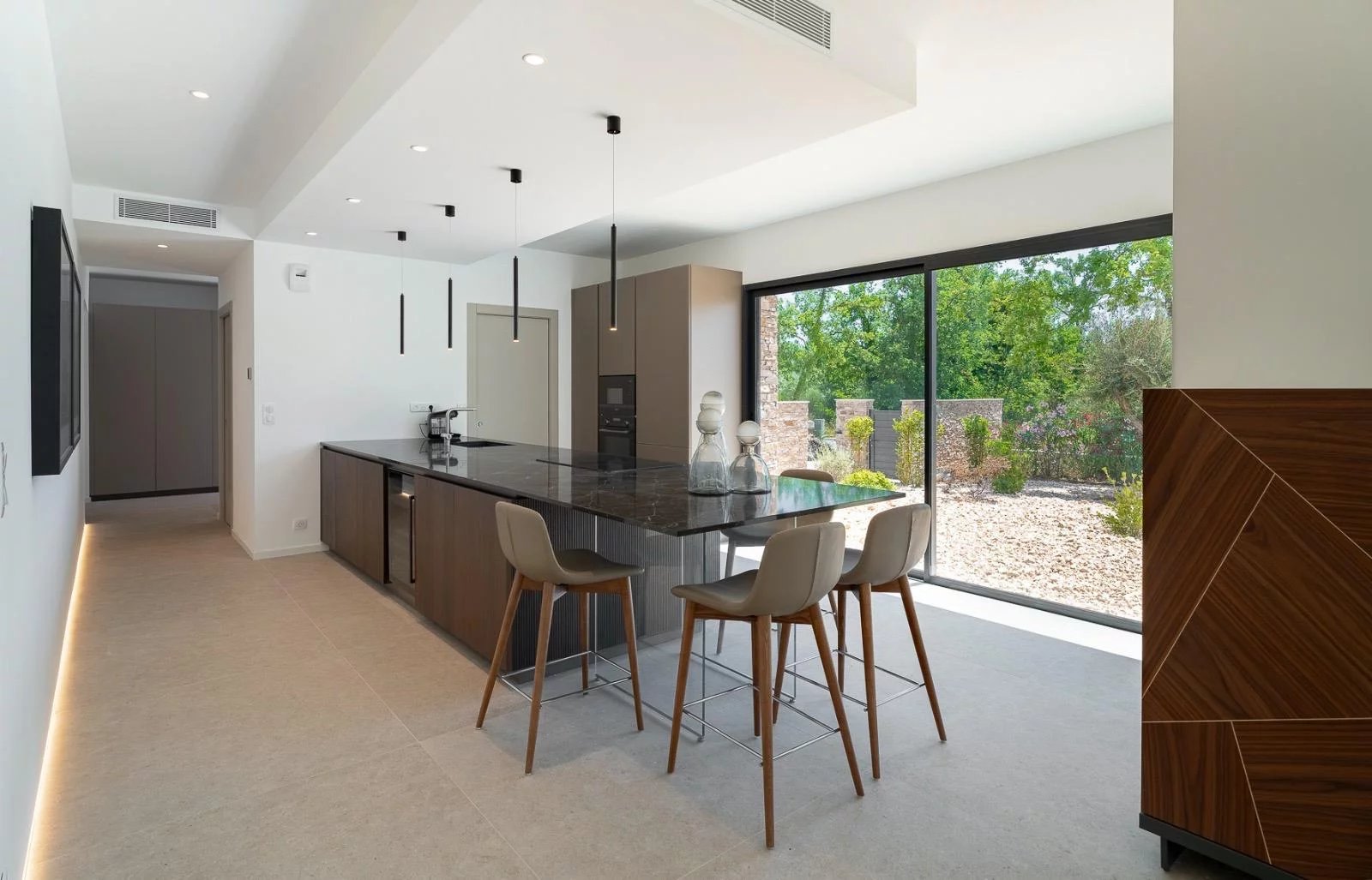 Stunning new built property in the domaine of Terre Blanche - Tourrettes