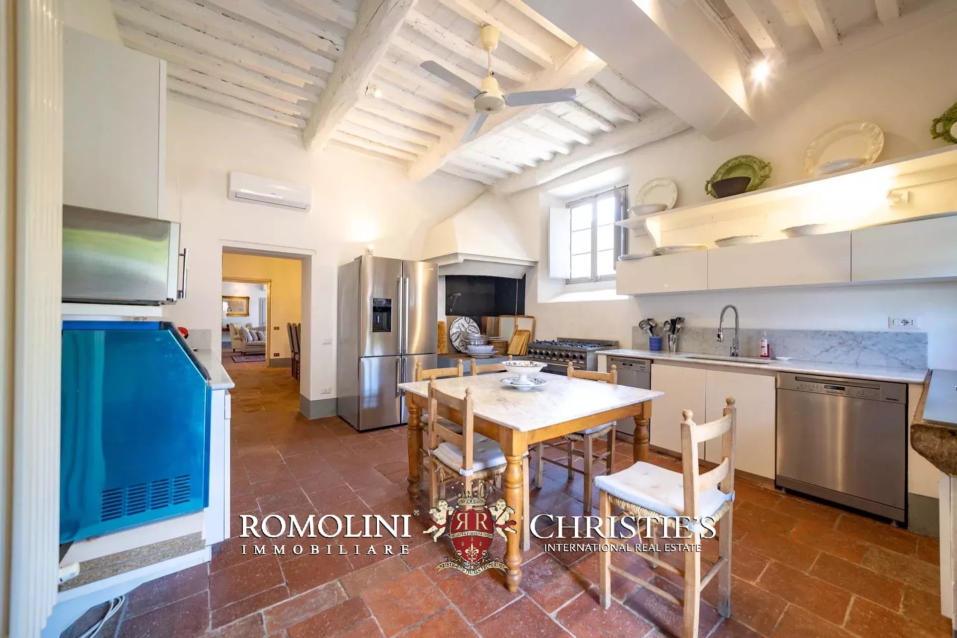 15 Bedroom Villa/Townhouse's Image 37