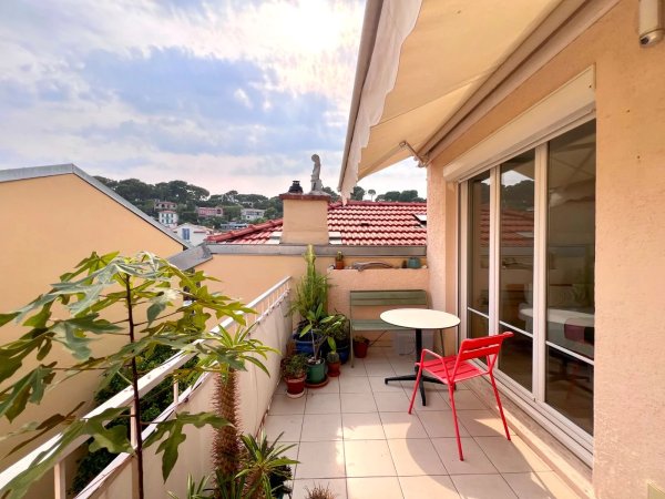 Charming 2-Room Apartment in Saint-Jean-Cap-Ferrat — photo 2