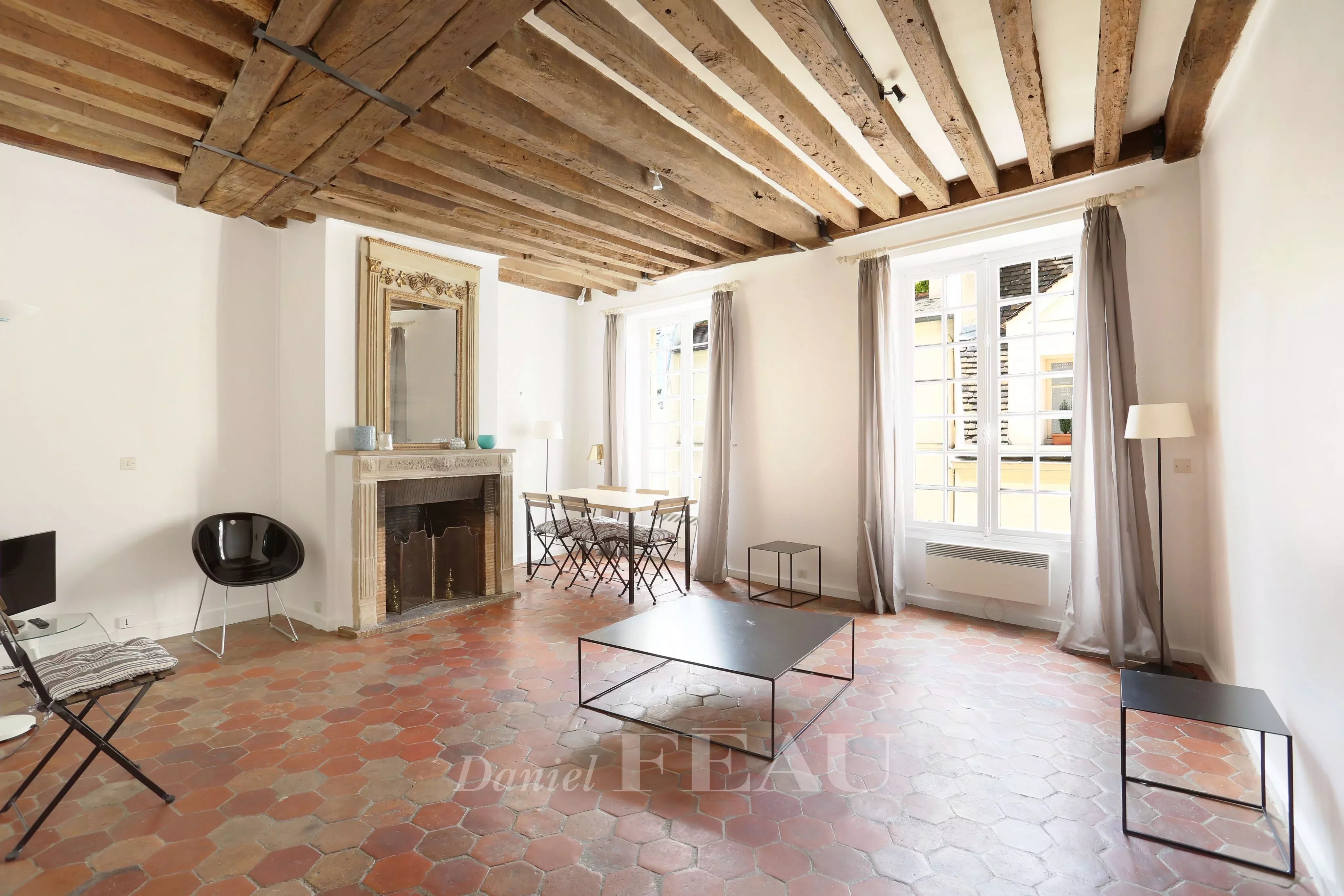 Living-room Natural light Fireplace Tile