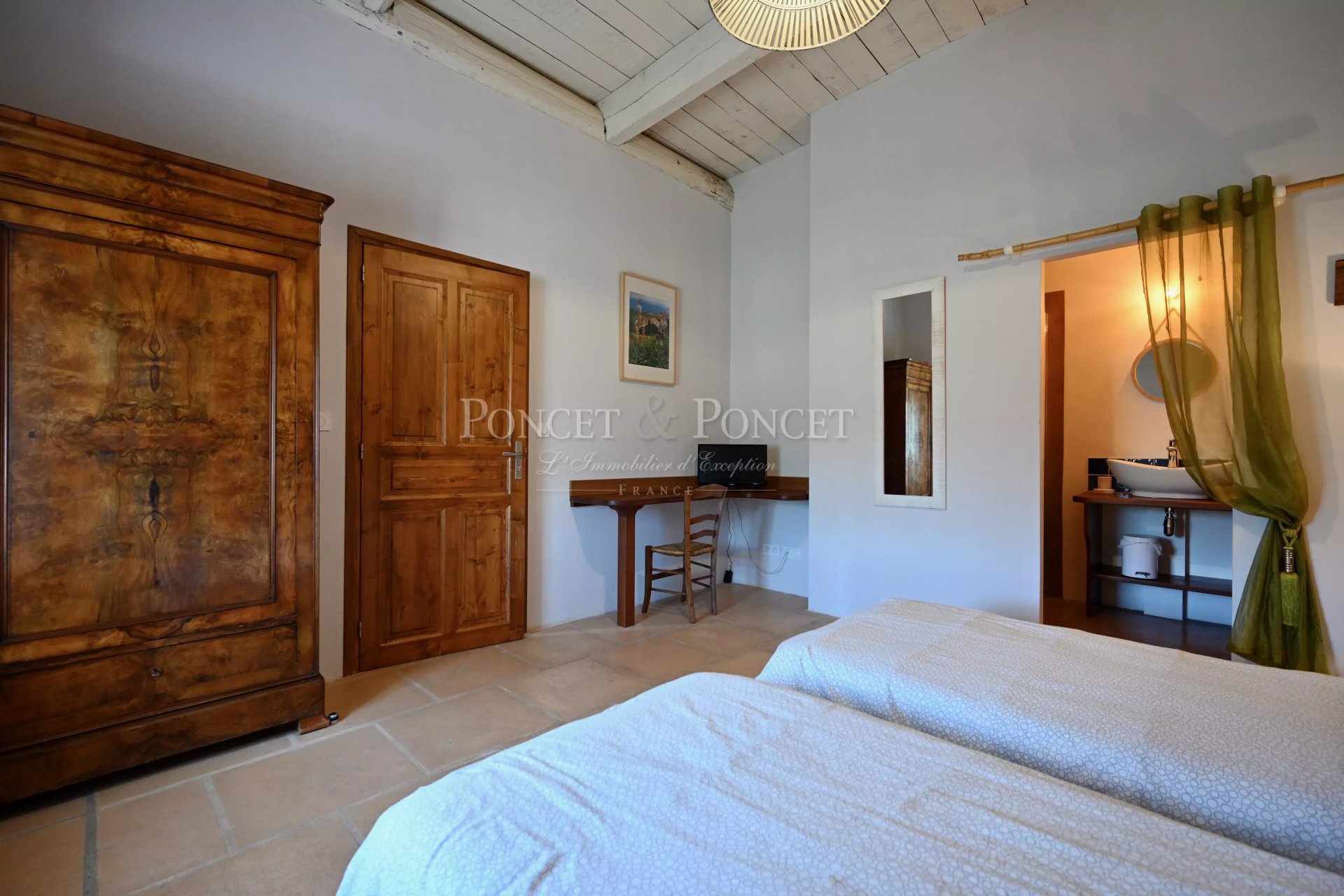 12 Bedroom Villa/Townhouse's Image 34