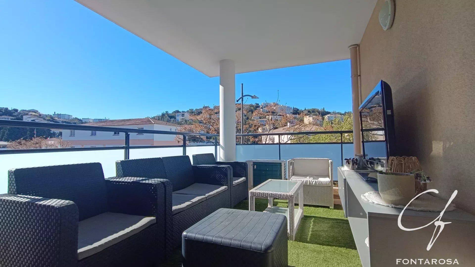 Agence immobilière de 