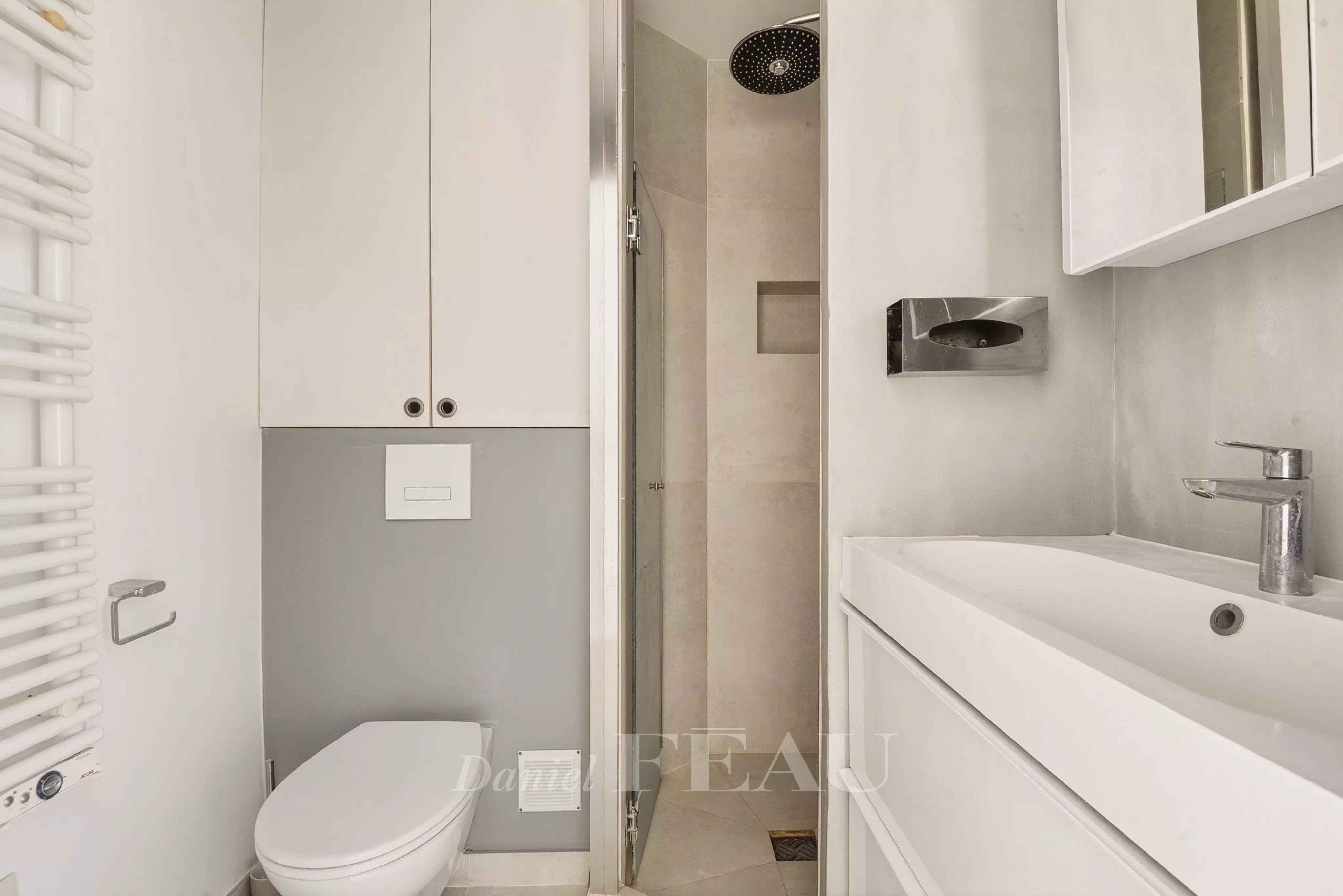 Sale Apartment Paris 4th