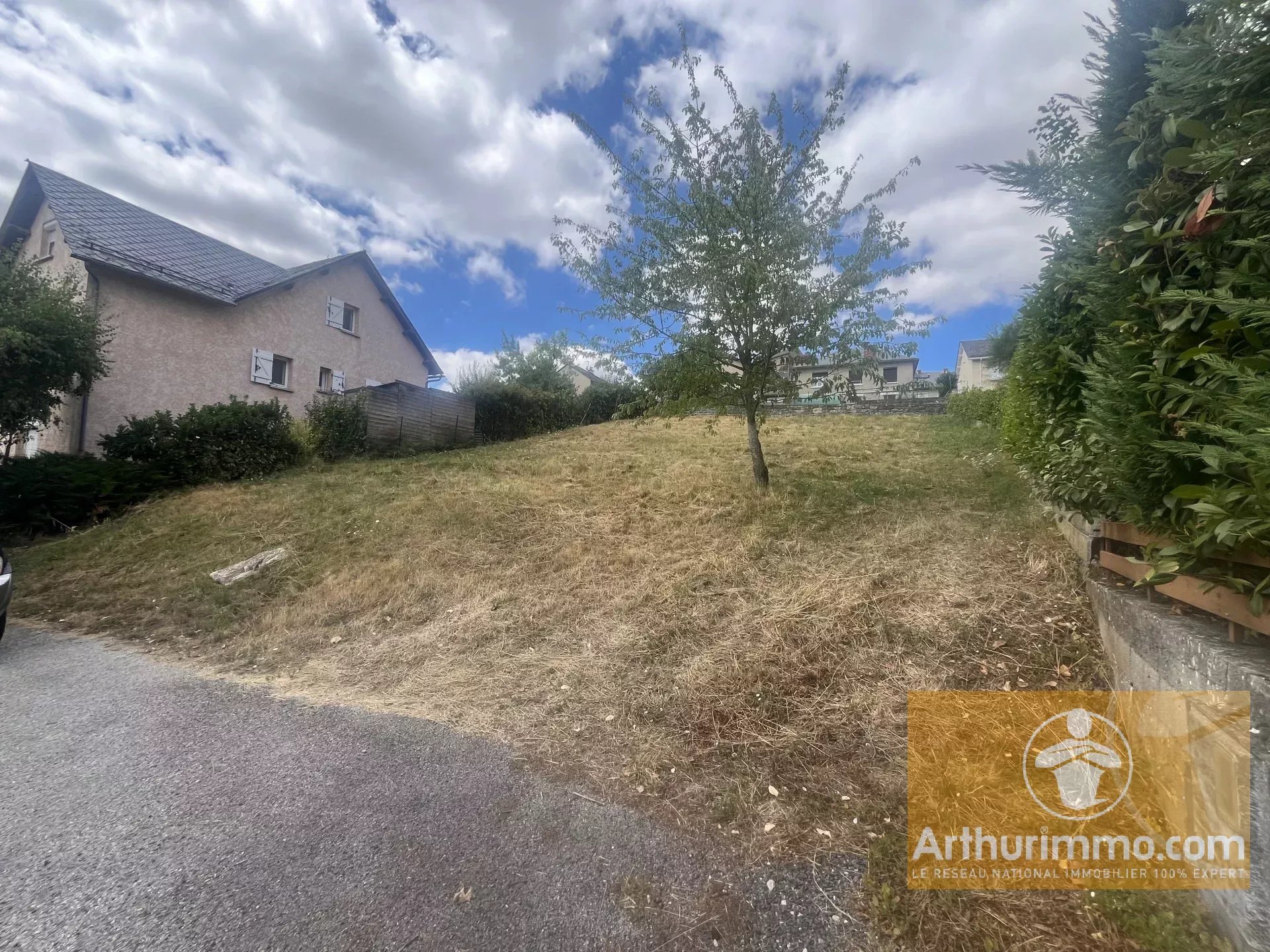 TERRAIN CONSTRUCTIBLE 496 M² — photo 4