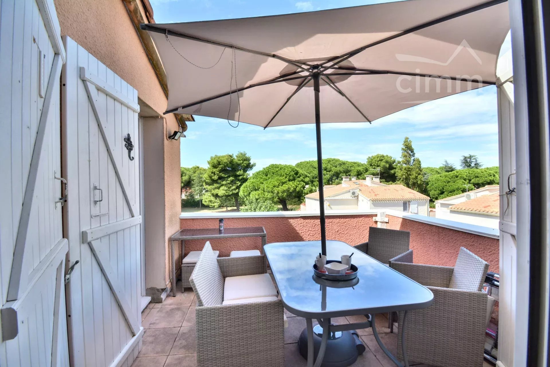 Agence immobilière de 