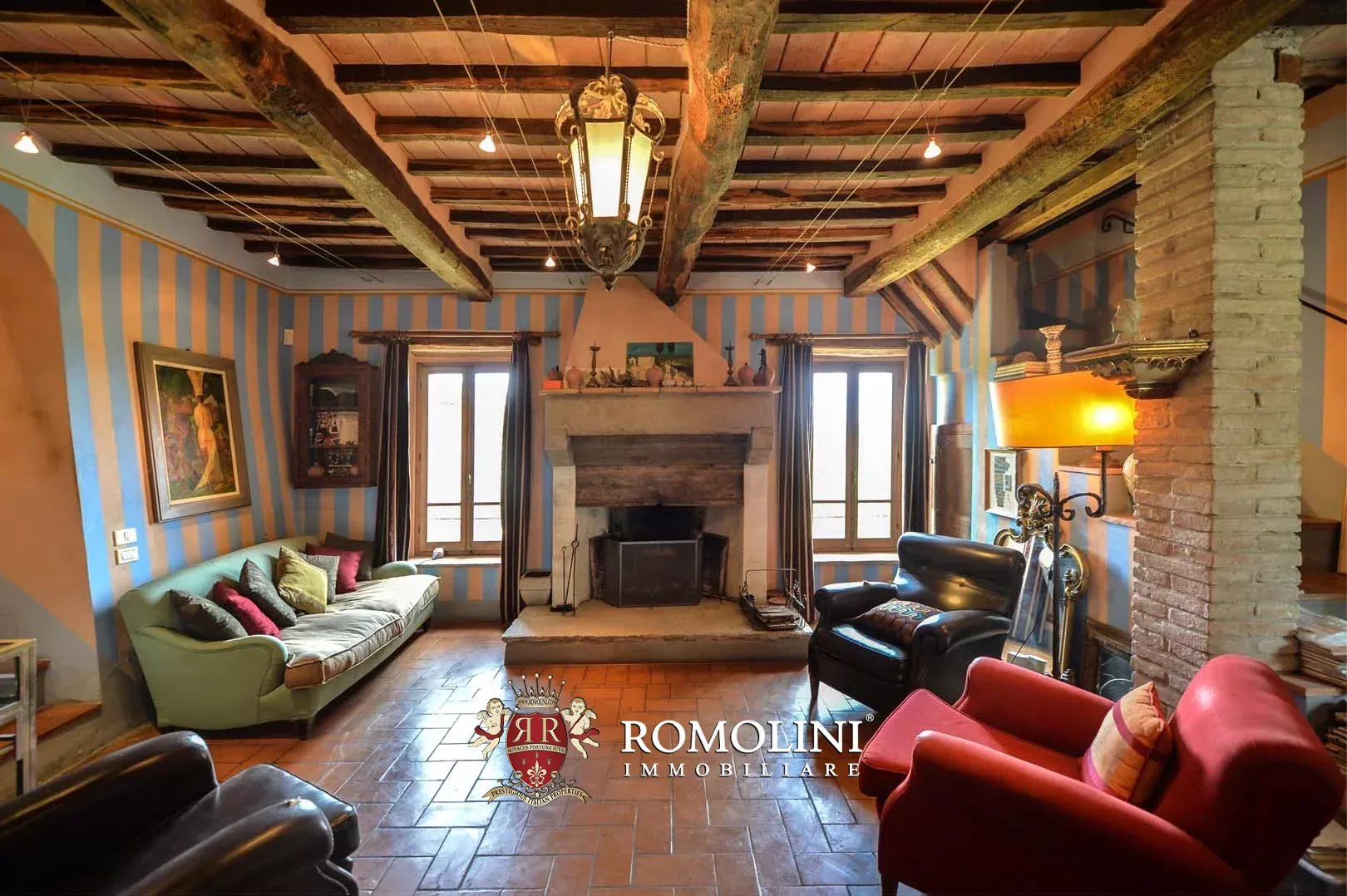 6 Bedroom Villa/Townhouse's Image 29